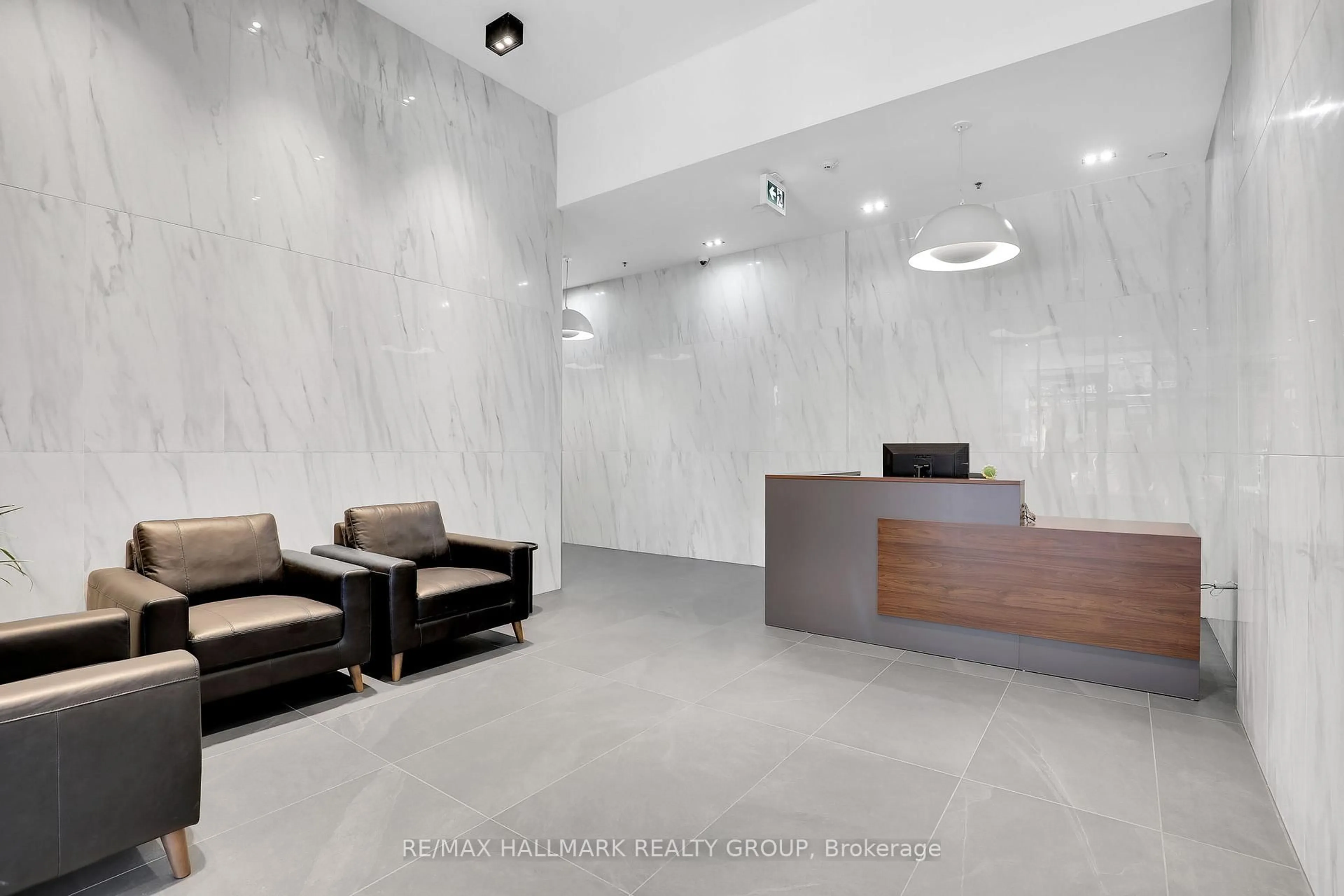 Lobby for 203 Catherine St #1204, Ottawa Ontario K2P 1J5