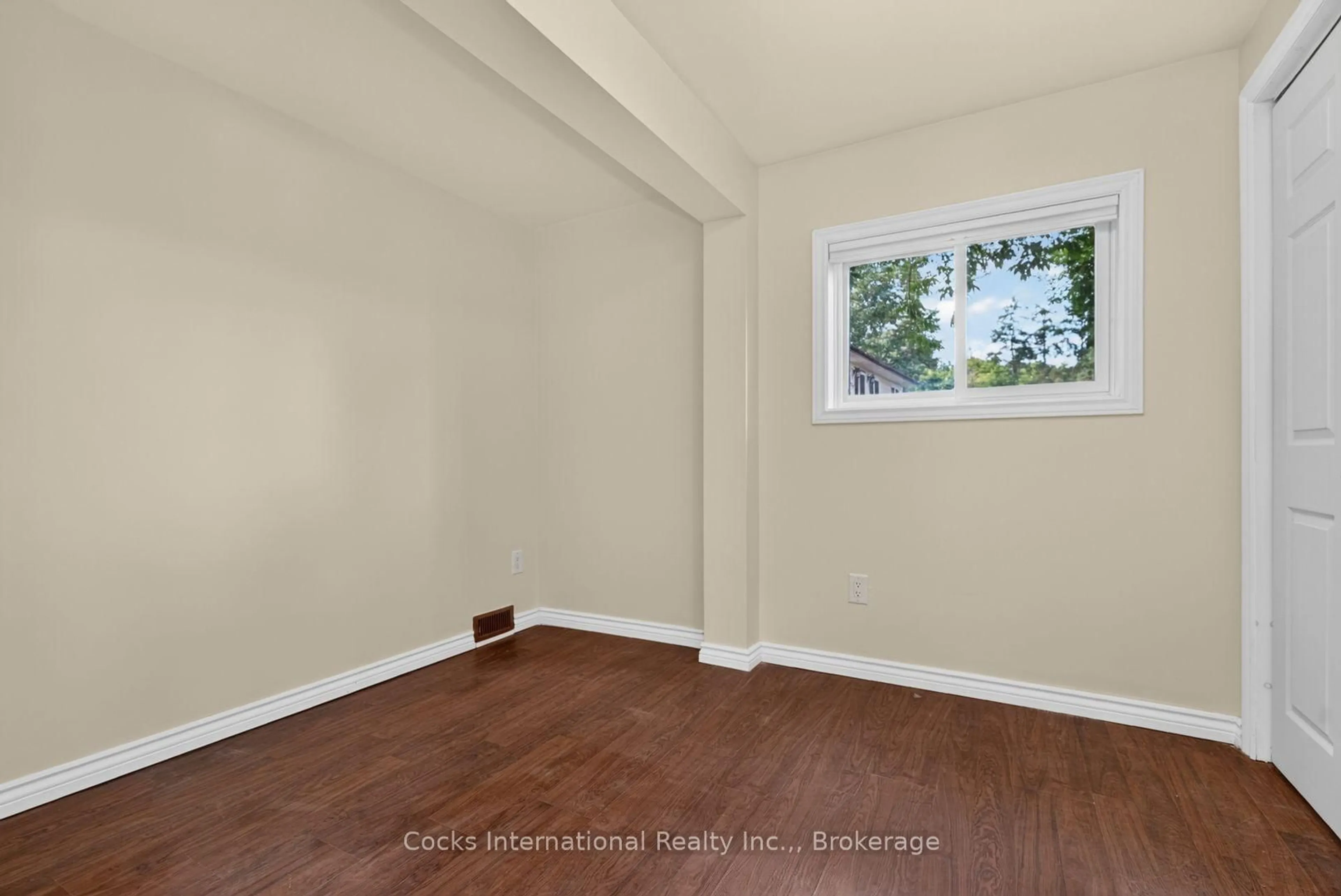 A pic of a room for 185 McPherson St, Gravenhurst Ontario P1P 0E8