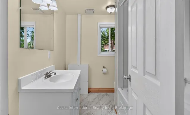 185 McPherson St, Gravenhurst 5