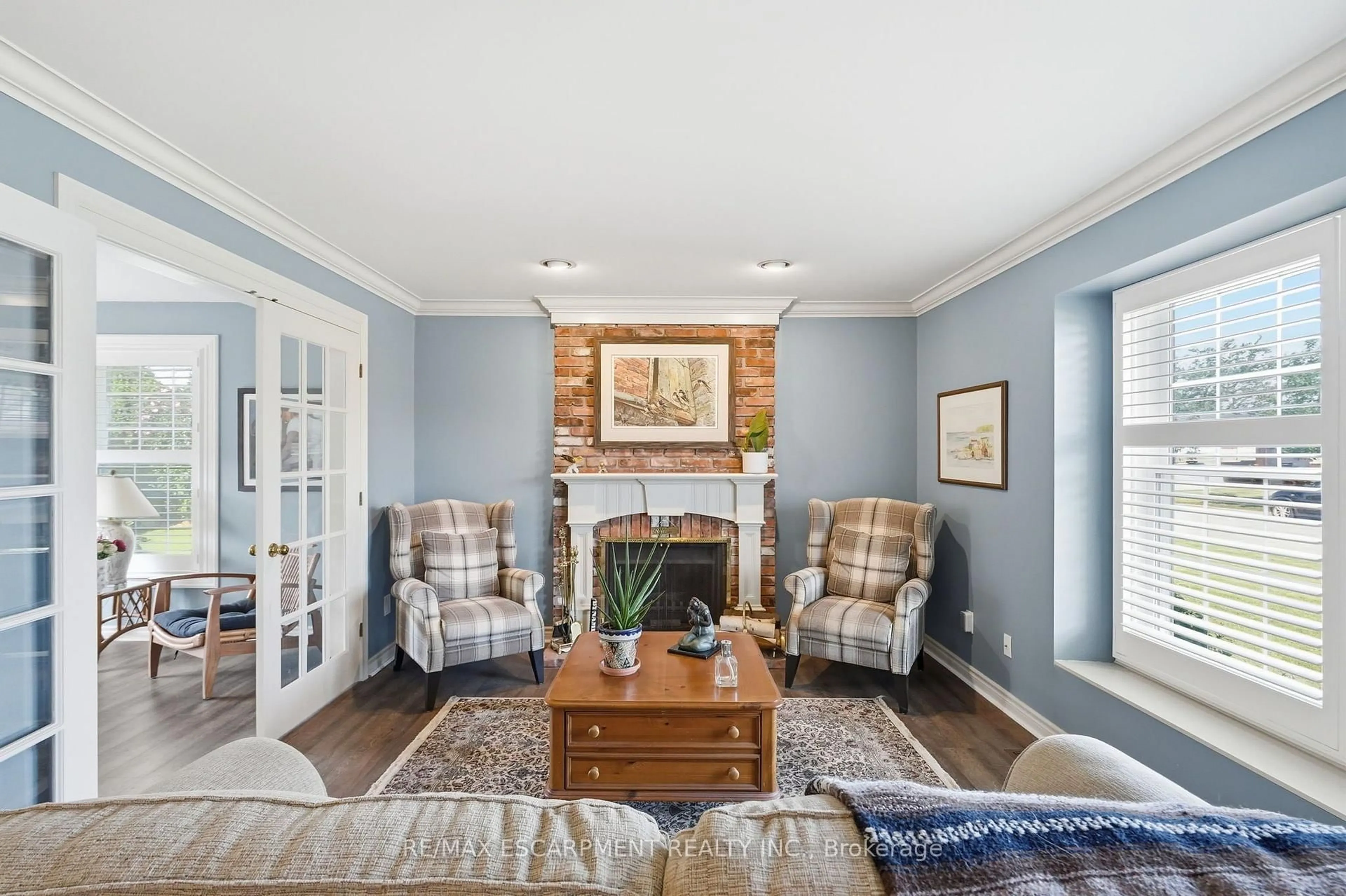 Living room with furniture, unknown for 12 Huntington Lane, St. Catharines Ontario L2S 3J5