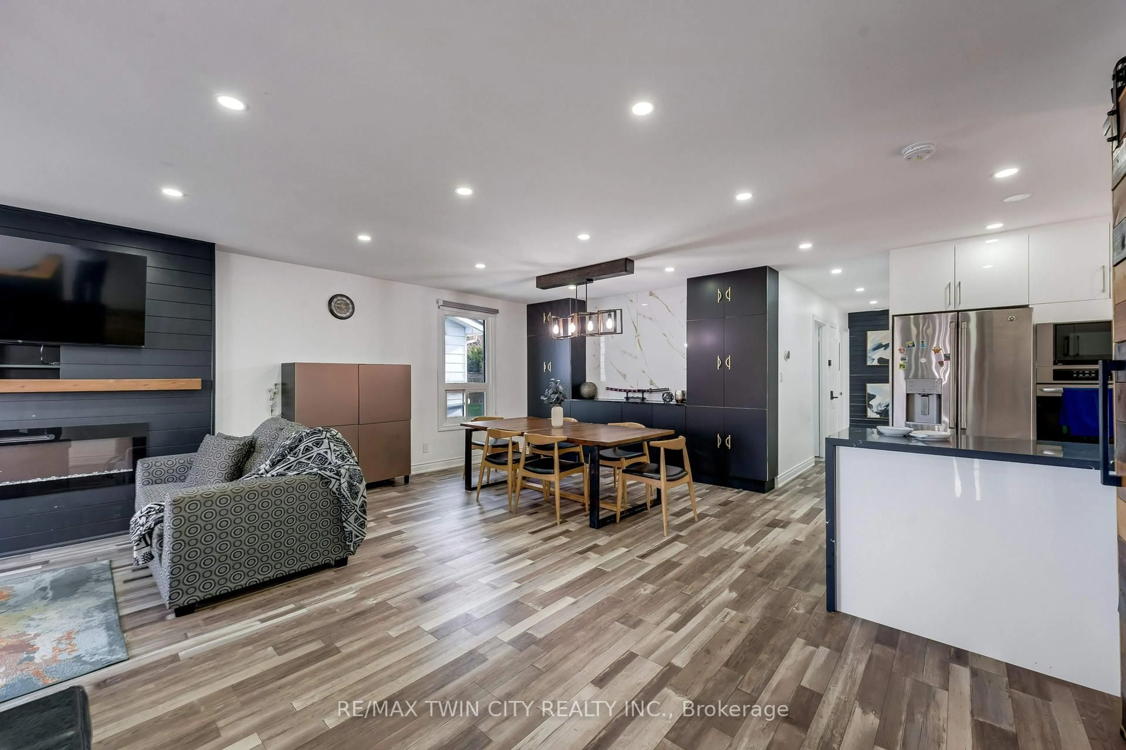 Open concept kitchen, unknown for 193 Westheights Dr, Kitchener Ontario N2N 1K2
