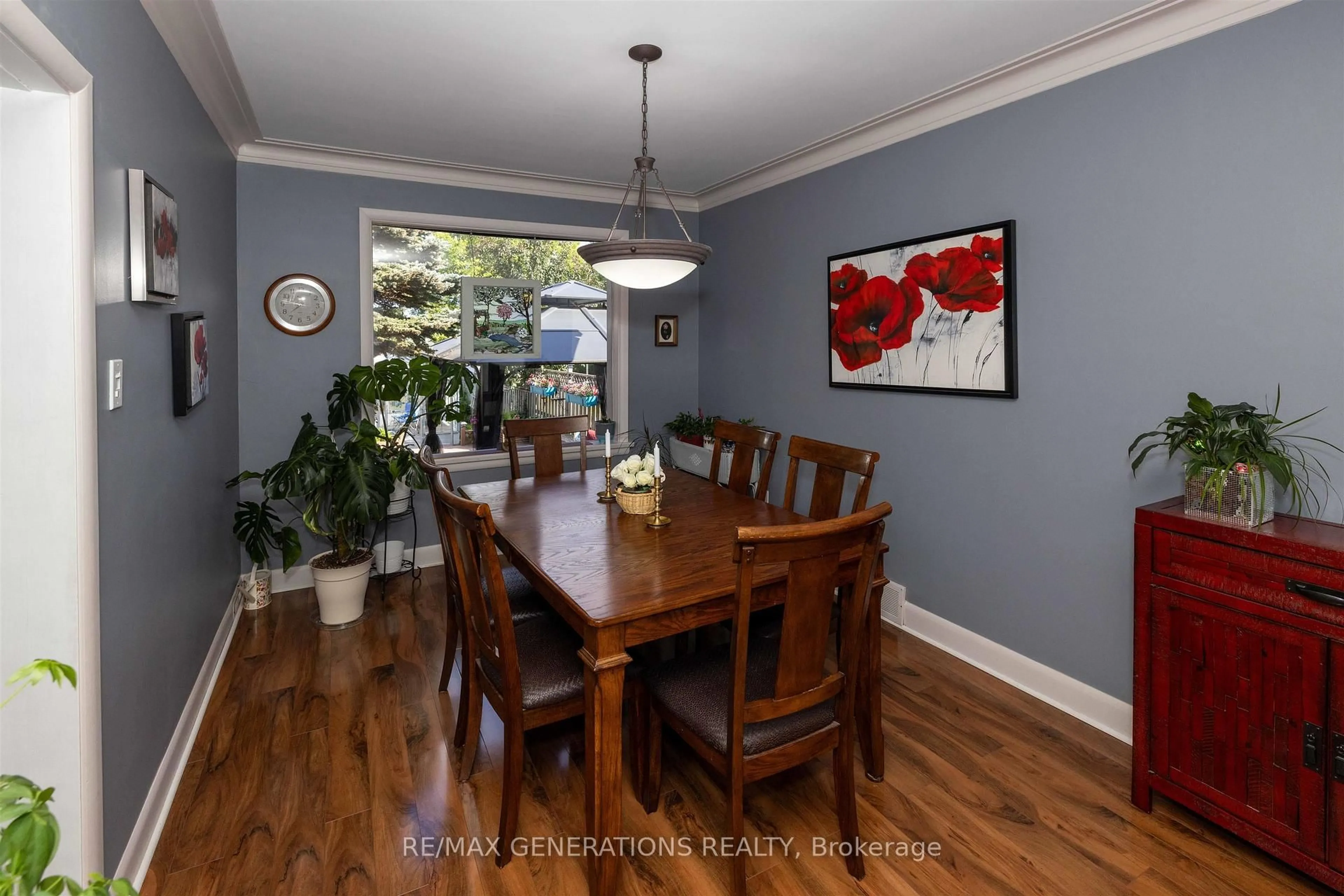 Dining room, wood/laminate floor for 159 Ruttan St, Thunder Bay Ontario P7A 5E4
