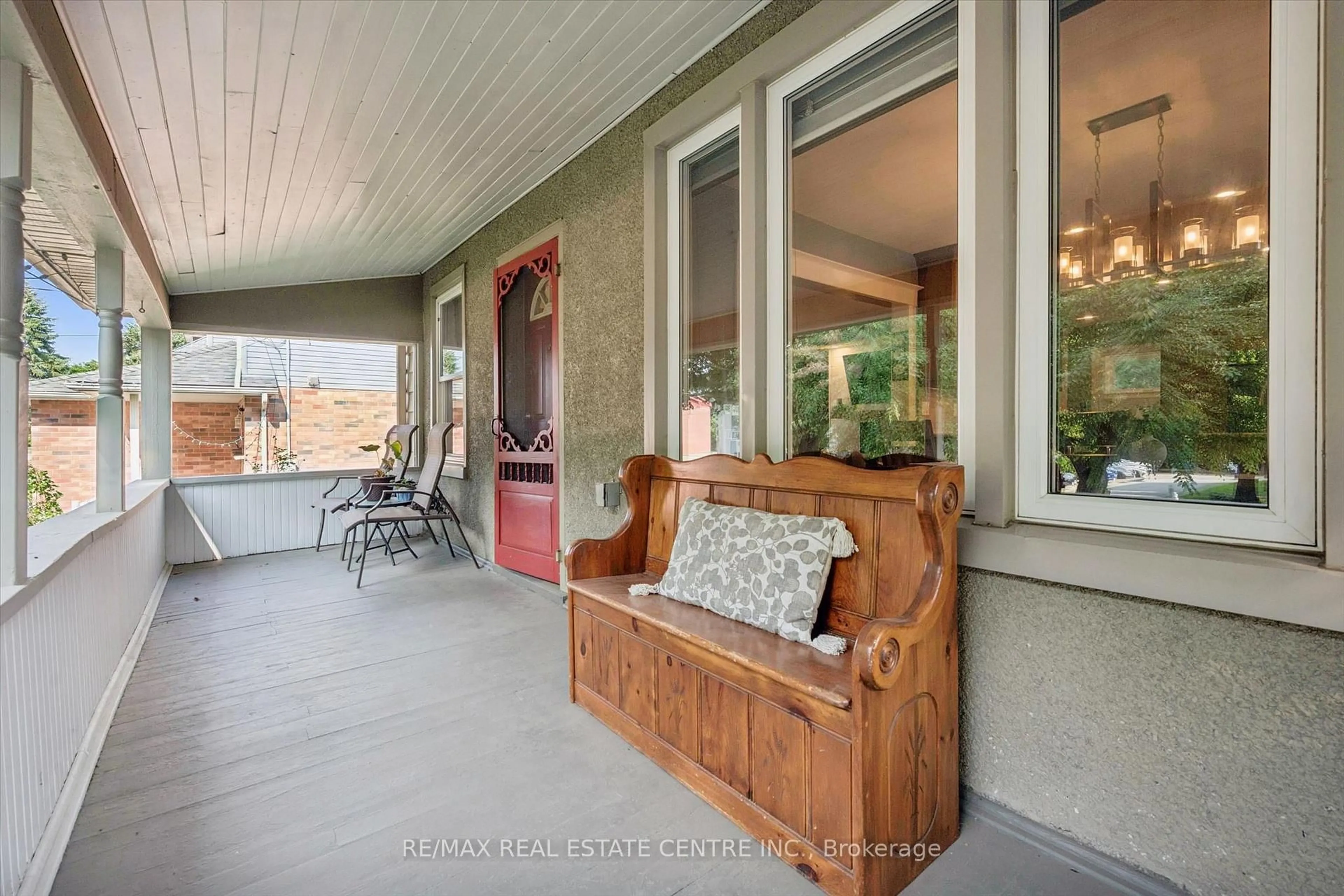Patio, water/lake/river/ocean view for 310 Kitchener Rd, Cambridge Ontario N3H 1A6
