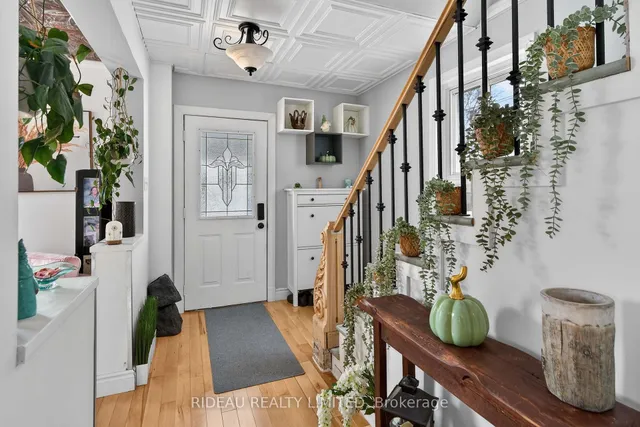 110 Main St, Smiths Falls 5