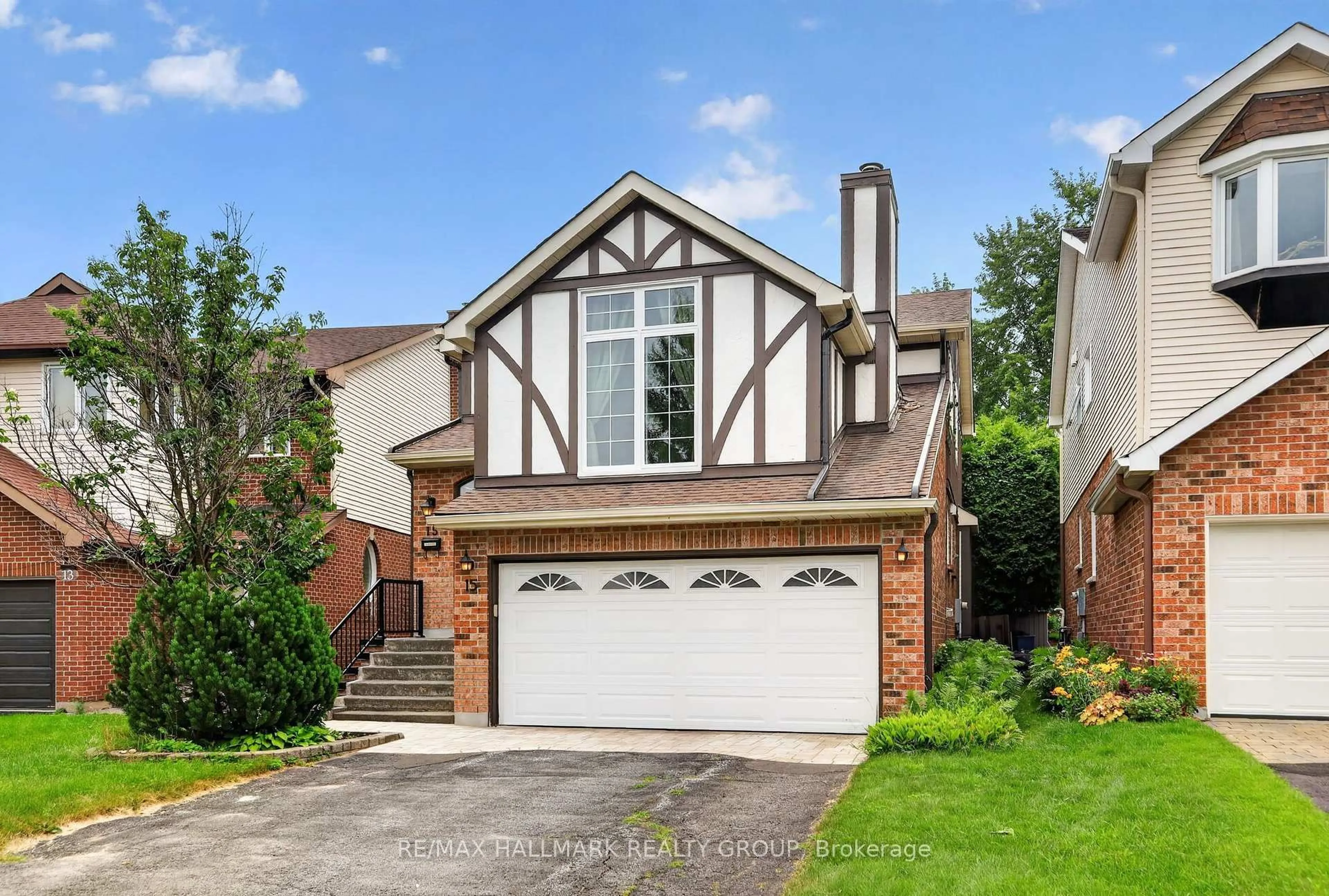 Home with vinyl exterior material, street for 15 Pemberton Cres, Ottawa Ontario K2G 4Y7