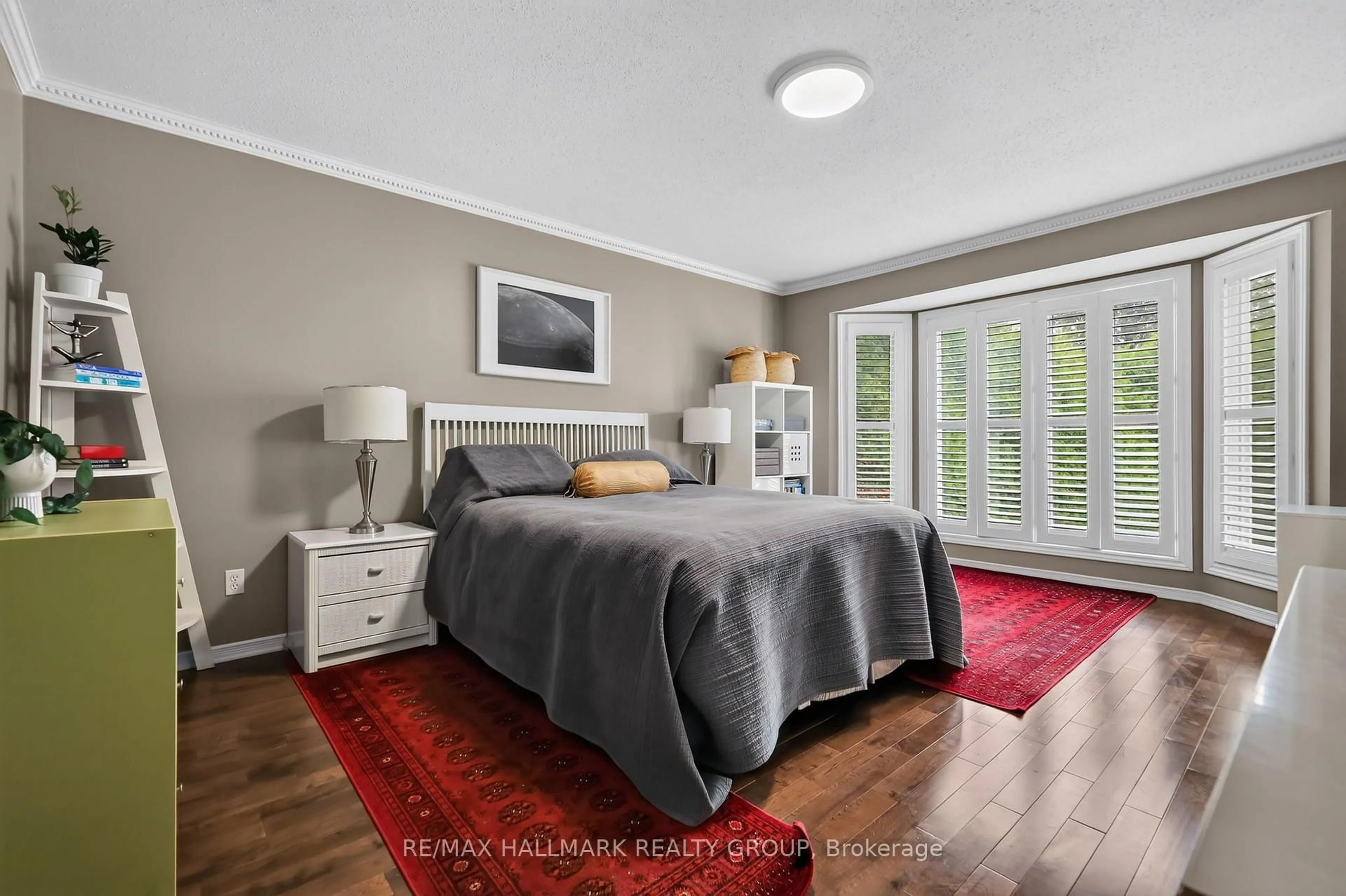 Bedroom with bed, unknown for 15 Pemberton Cres, Ottawa Ontario K2G 4Y7