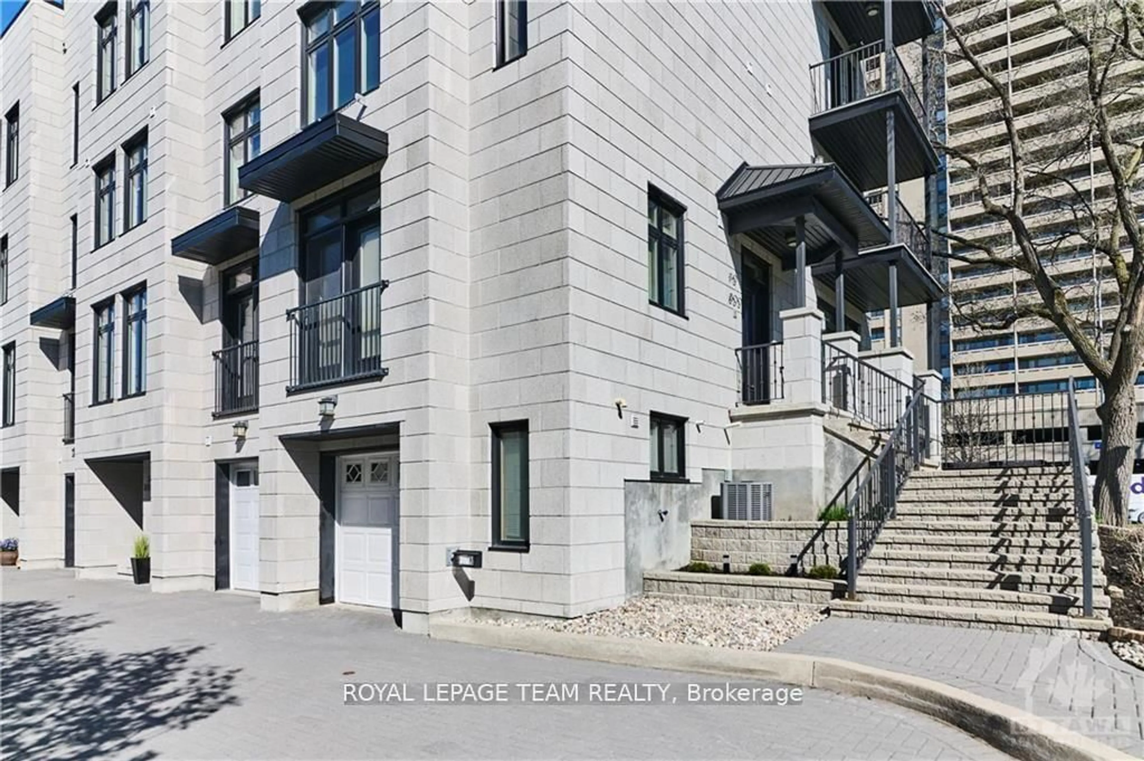 Stairs for 800 Melwood Ave #10, Ottawa Ontario K2A 3C3