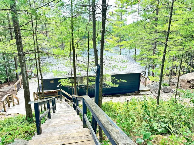 664 Deepwater Dr, Gravenhurst 3