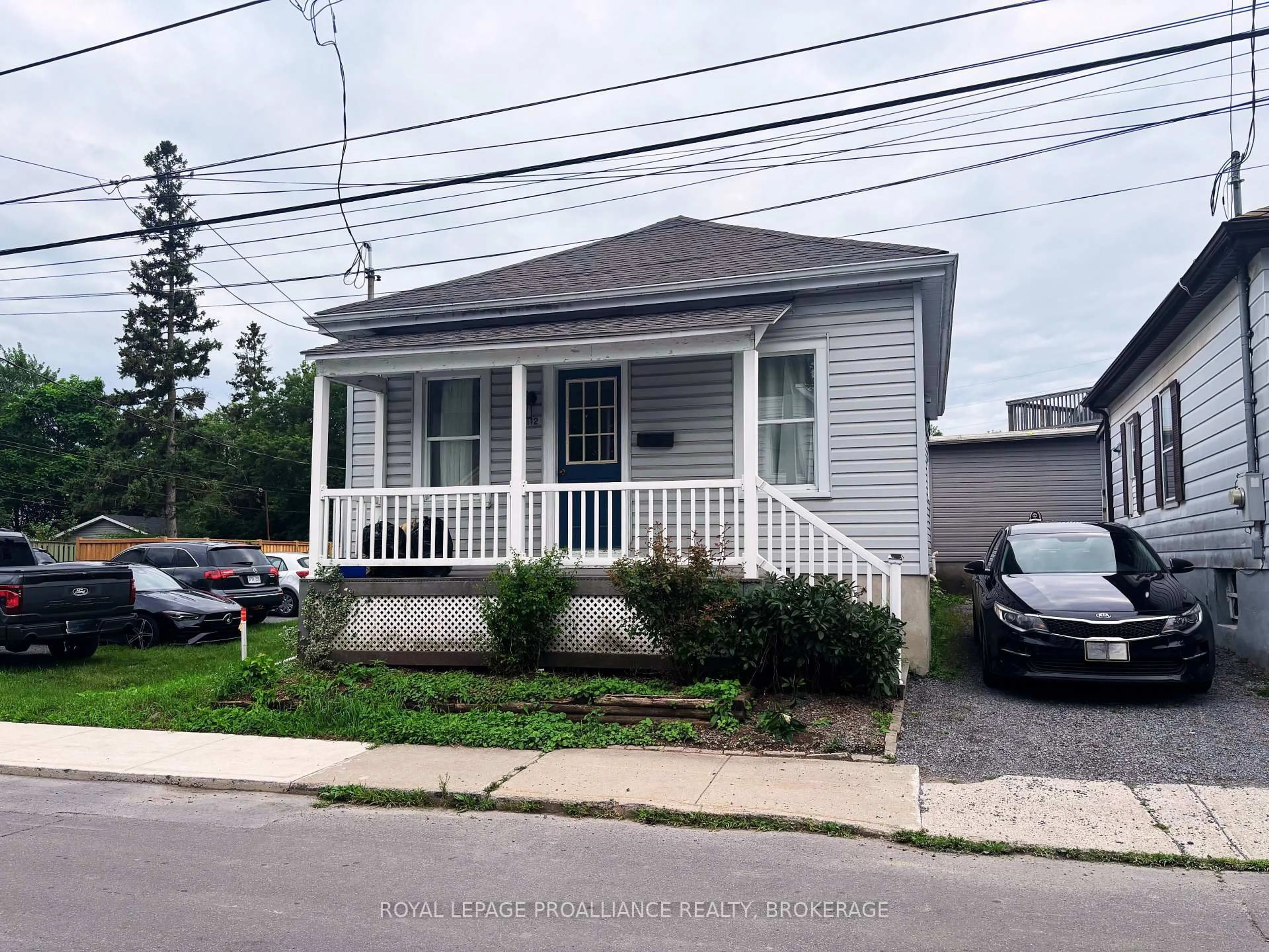 Unknown for 112 Main St, Kingston Ontario K7K 3Y8