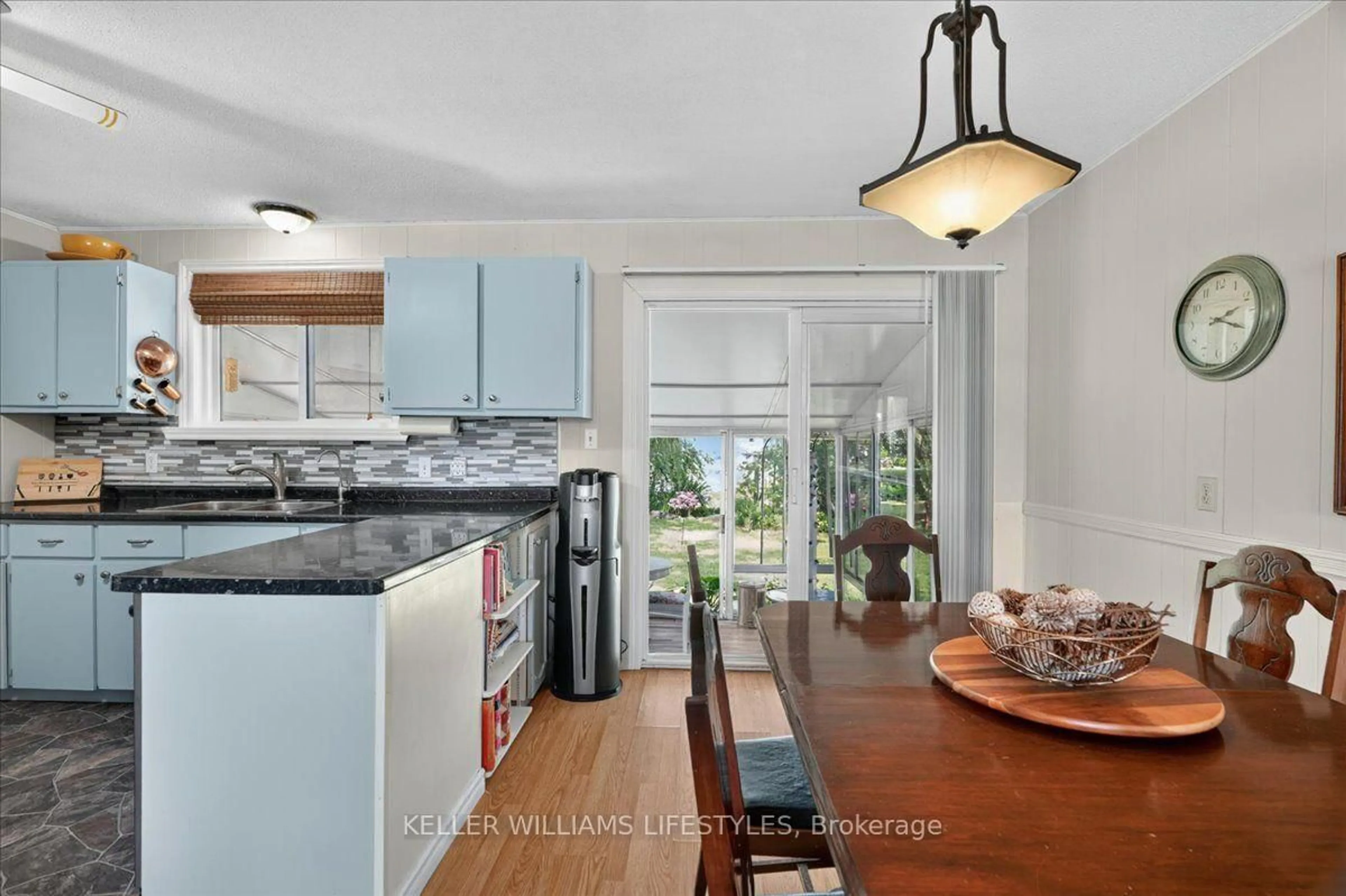 Open concept kitchen, ceramic/tile floor for 11527 Lagonda Way, Chatham-Kent Ontario N0P 1X0