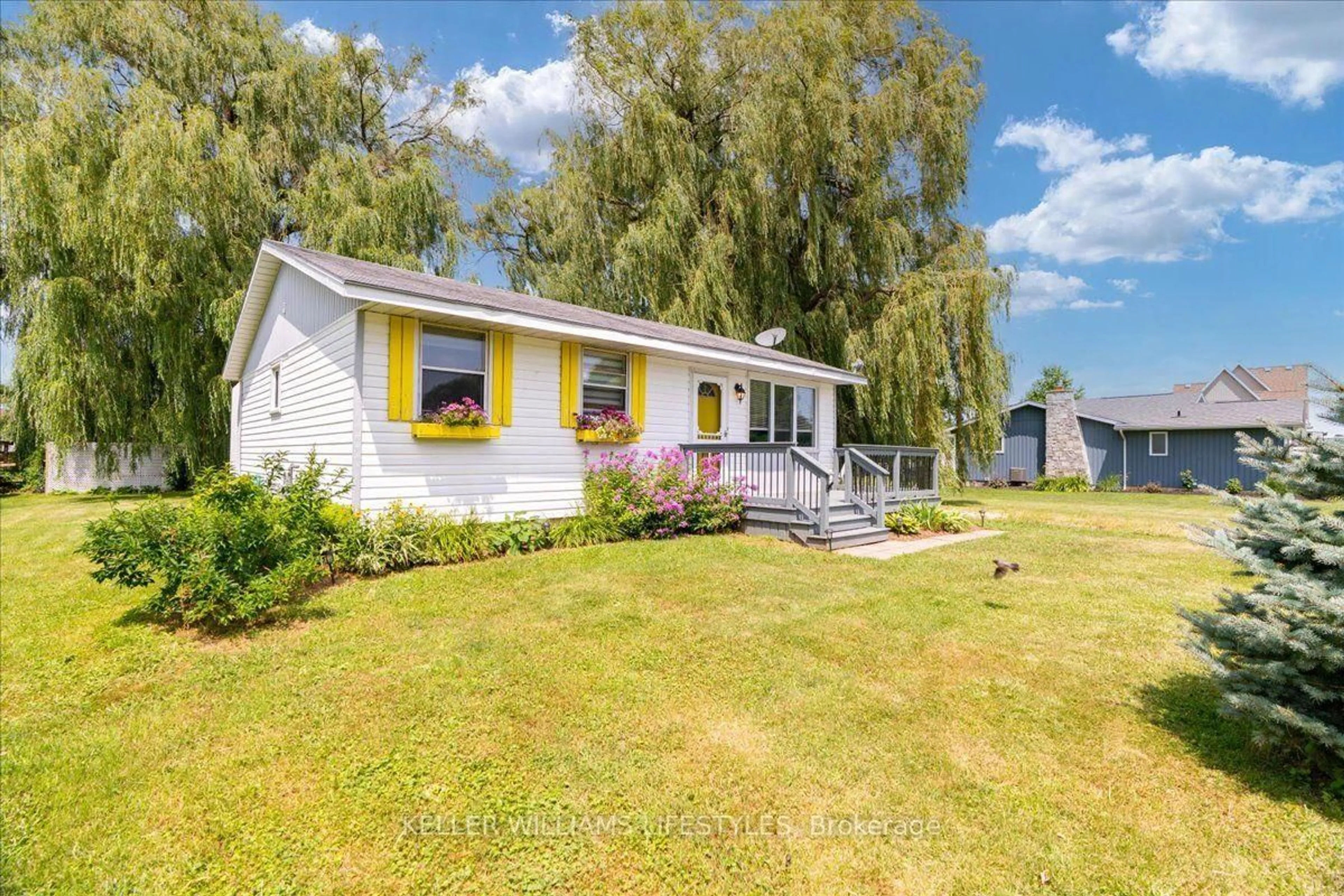 A pic from outside/outdoor area/front of a property/back of a property/a pic from drone, water/lake/river/ocean view for 11527 Lagonda Way, Chatham-Kent Ontario N0P 1X0