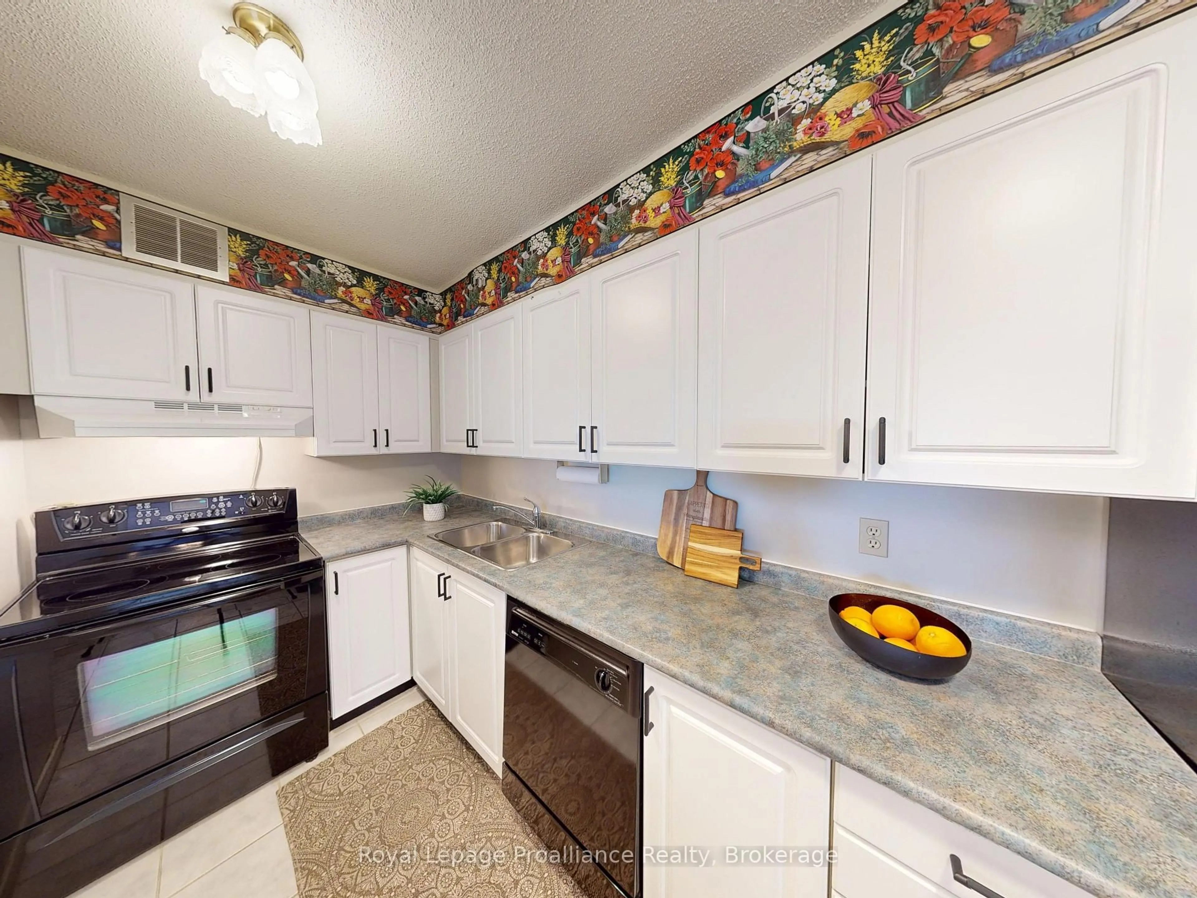 Standard kitchen, ceramic/tile floor for 350 Front St #701, Belleville Ontario K8N 5M5