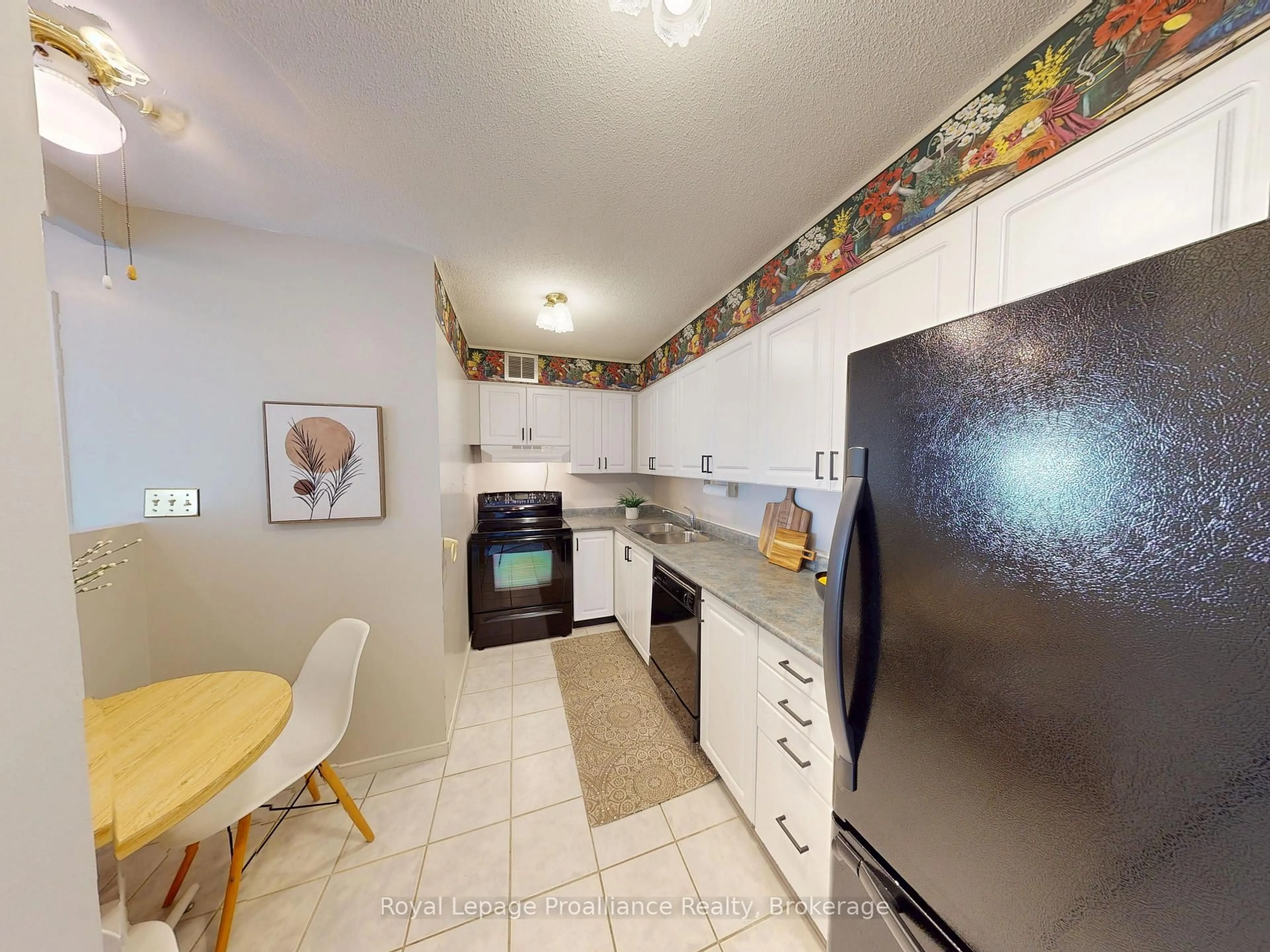 Standard kitchen, ceramic/tile floor for 350 Front St #701, Belleville Ontario K8N 5M5