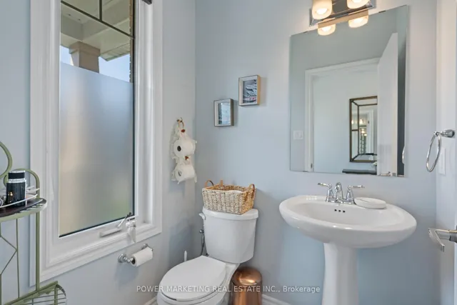 241 Rue Des Soldats Riendeau St, Ottawa 5