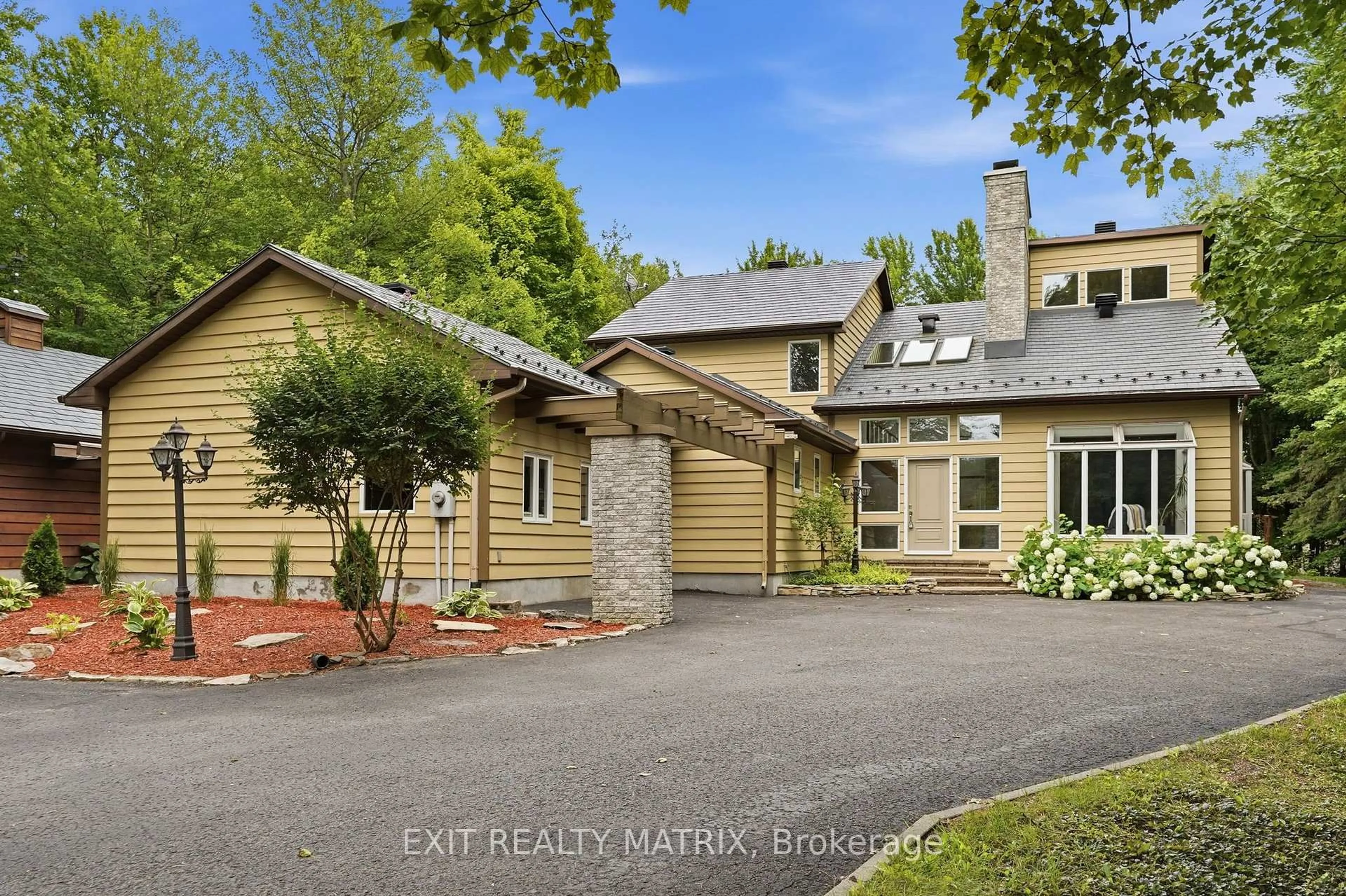 A pic from outside/outdoor area/front of a property/back of a property/a pic from drone, street for 1634 Lucien St, Champlain Ontario K0B 1K0