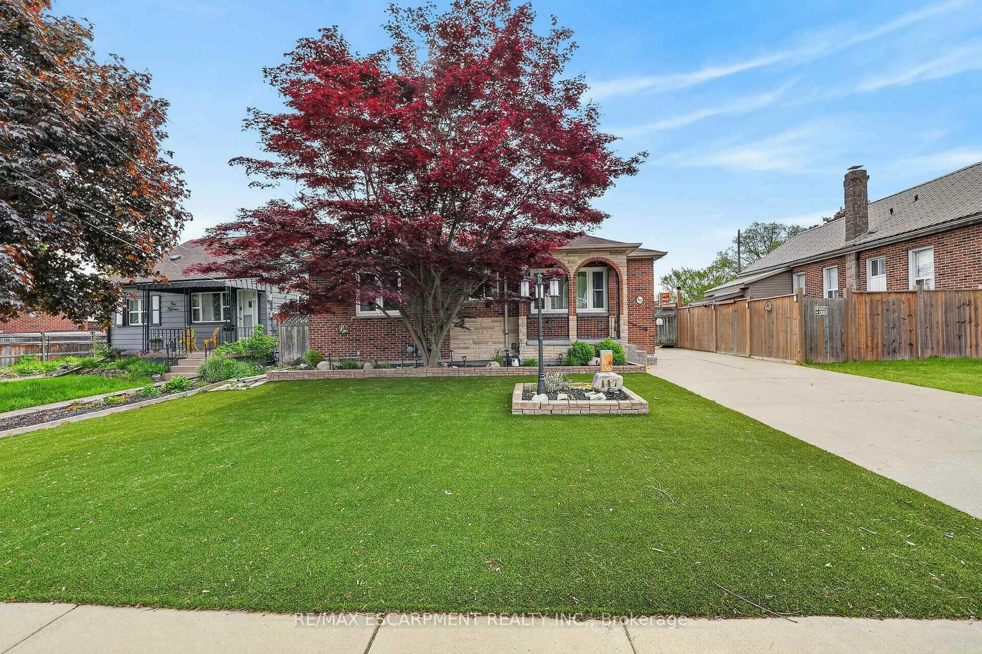 Home with brick exterior material, street for 117 Stewartdale Ave, Hamilton Ontario L8K 4P4