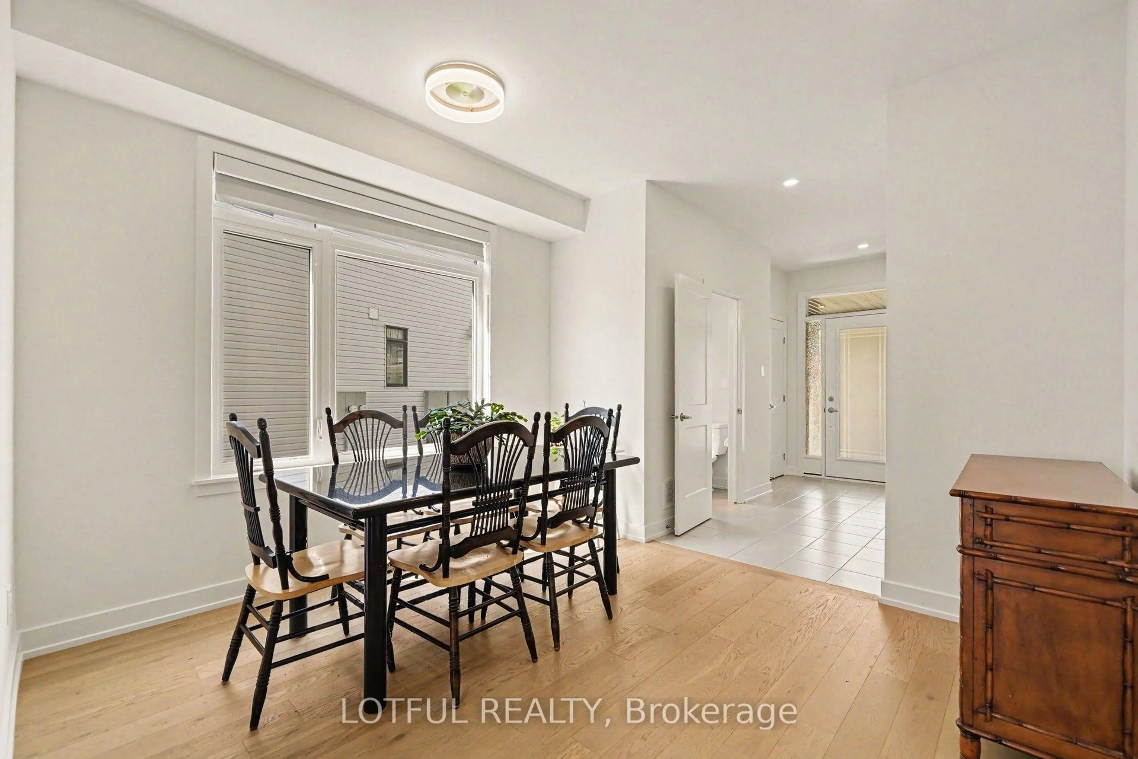 Dining room, unknown for 56 Heirloom St, Ottawa Ontario K4M 0K9