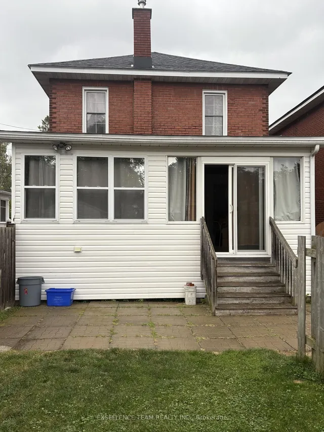 348 CUMBERLAND St, Cornwall 1