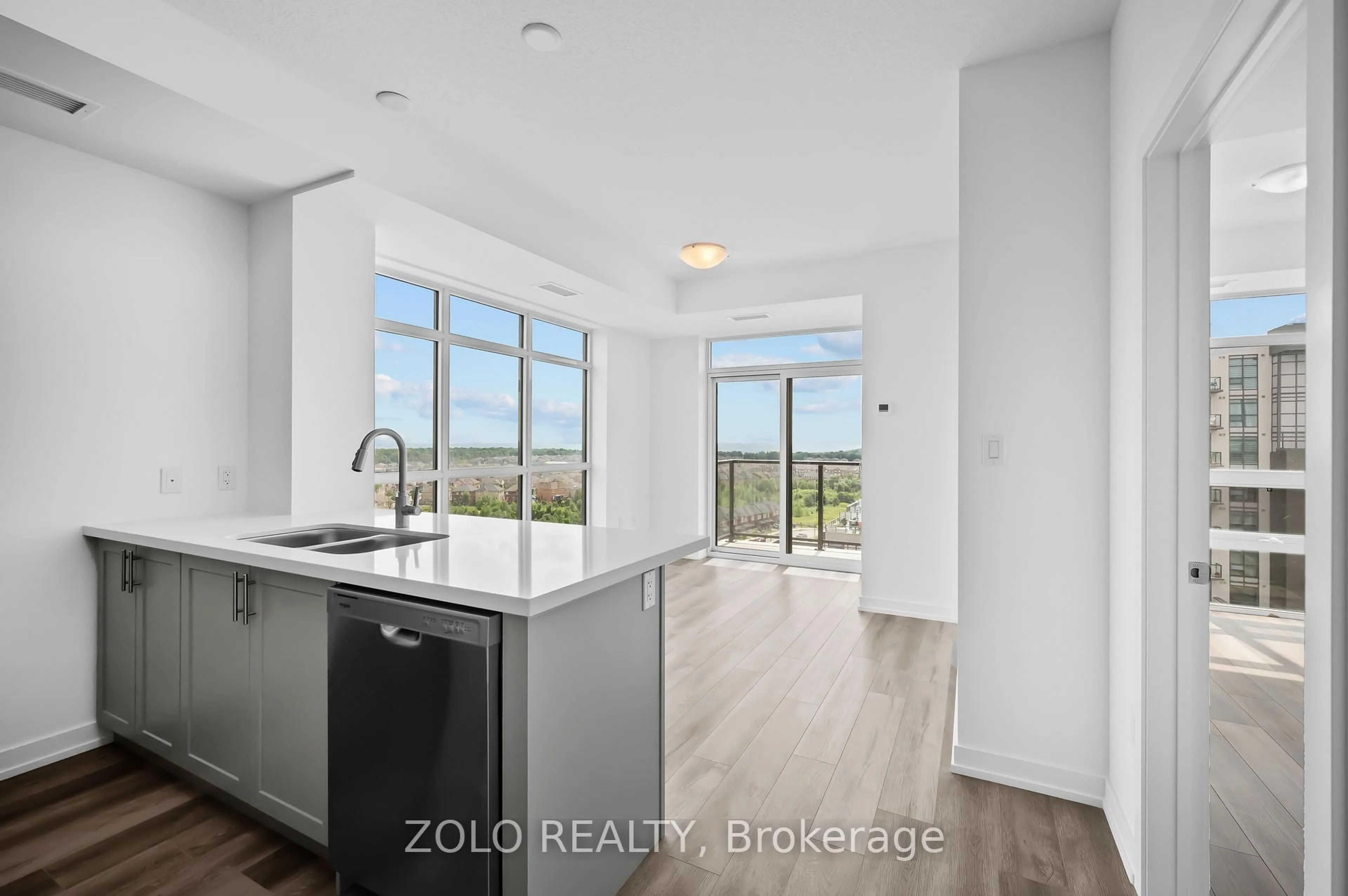 Open concept kitchen, unknown for 470 Dundas St #1011, Hamilton Ontario L8B 2A6