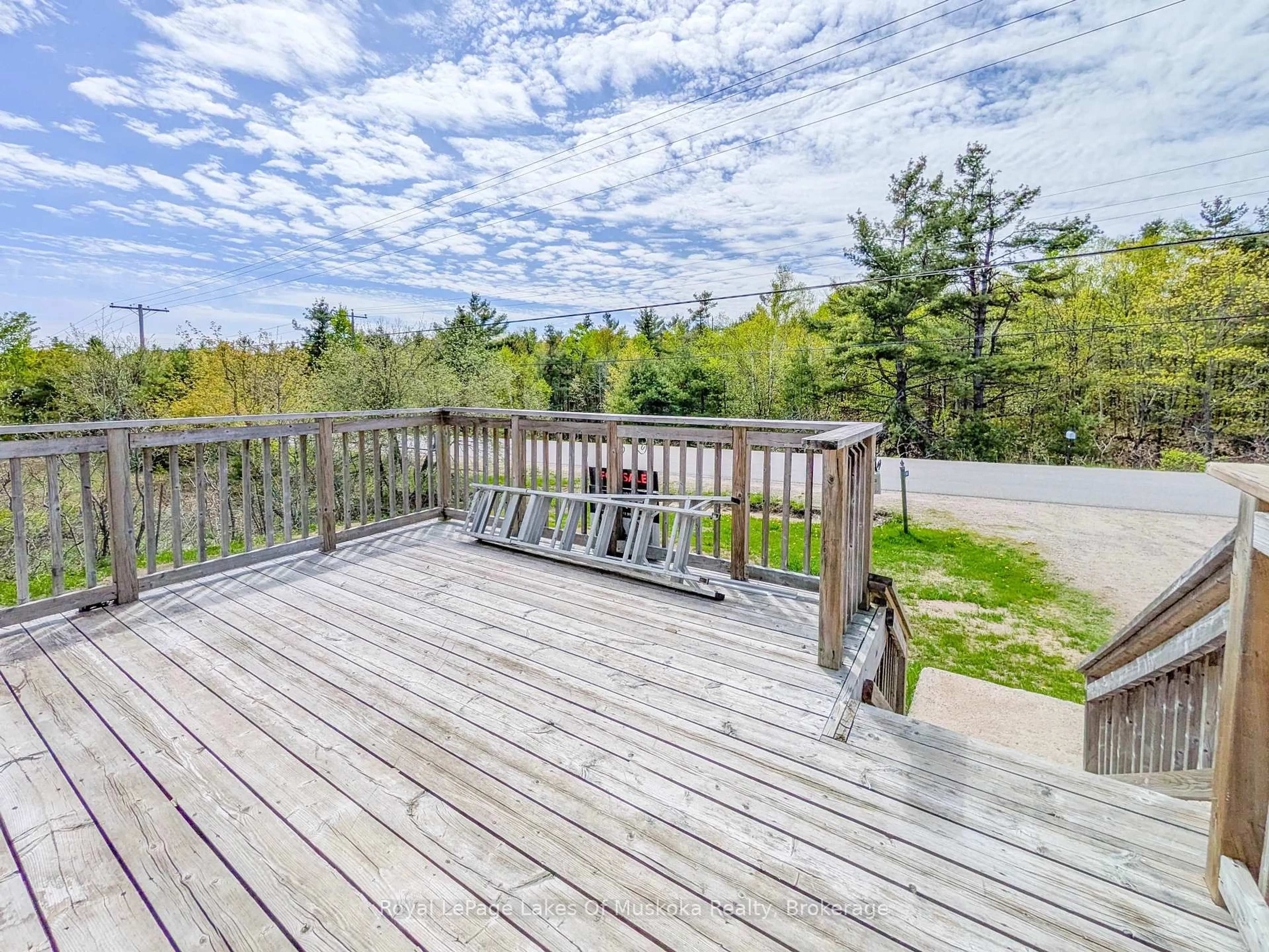 Patio, water/lake/river/ocean view for 1314 Winhara Rd, Gravenhurst Ontario P1P 1R1