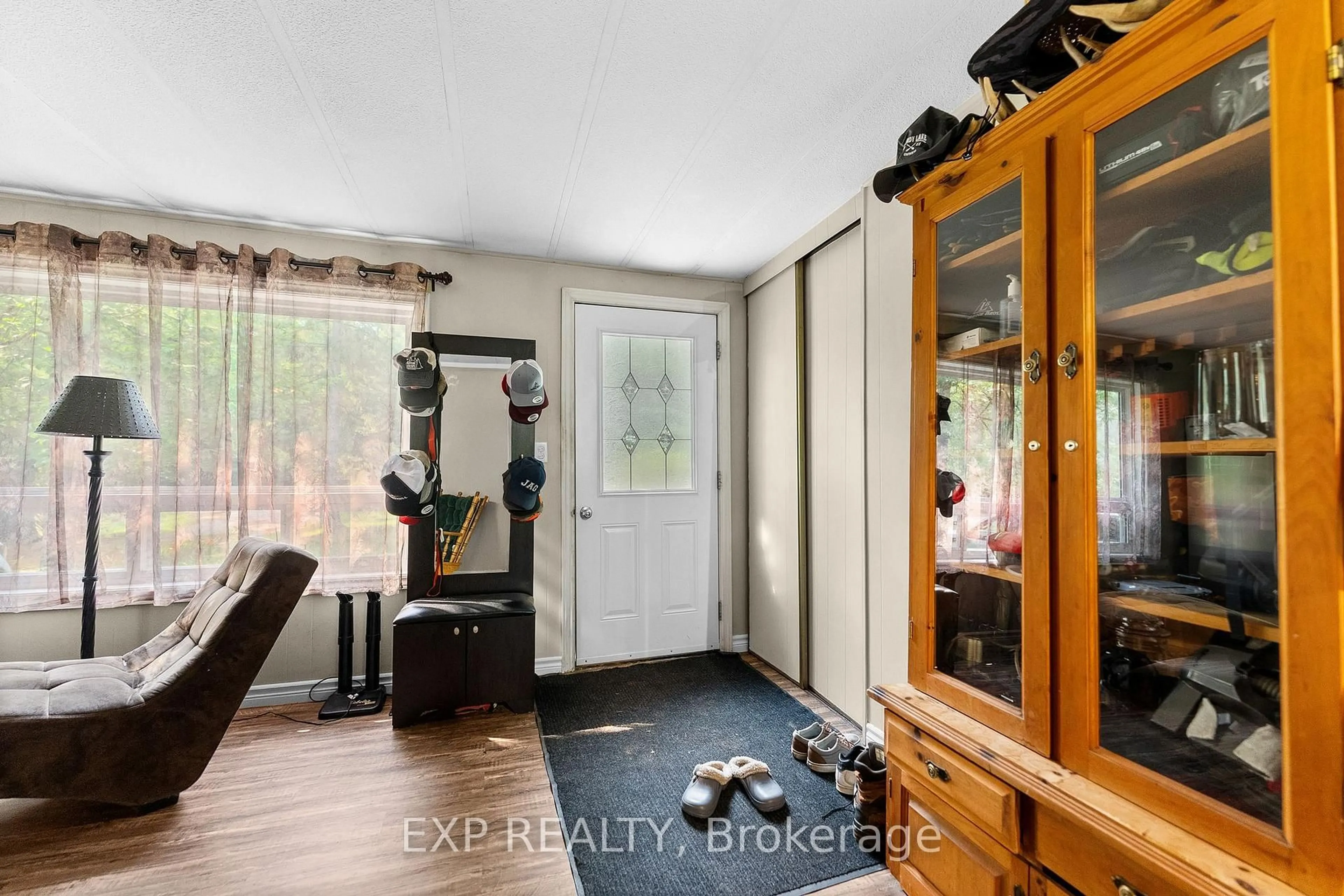 Indoor entryway for 154 River Bend Dr, Palmer Rapids Ontario K0J 2E0