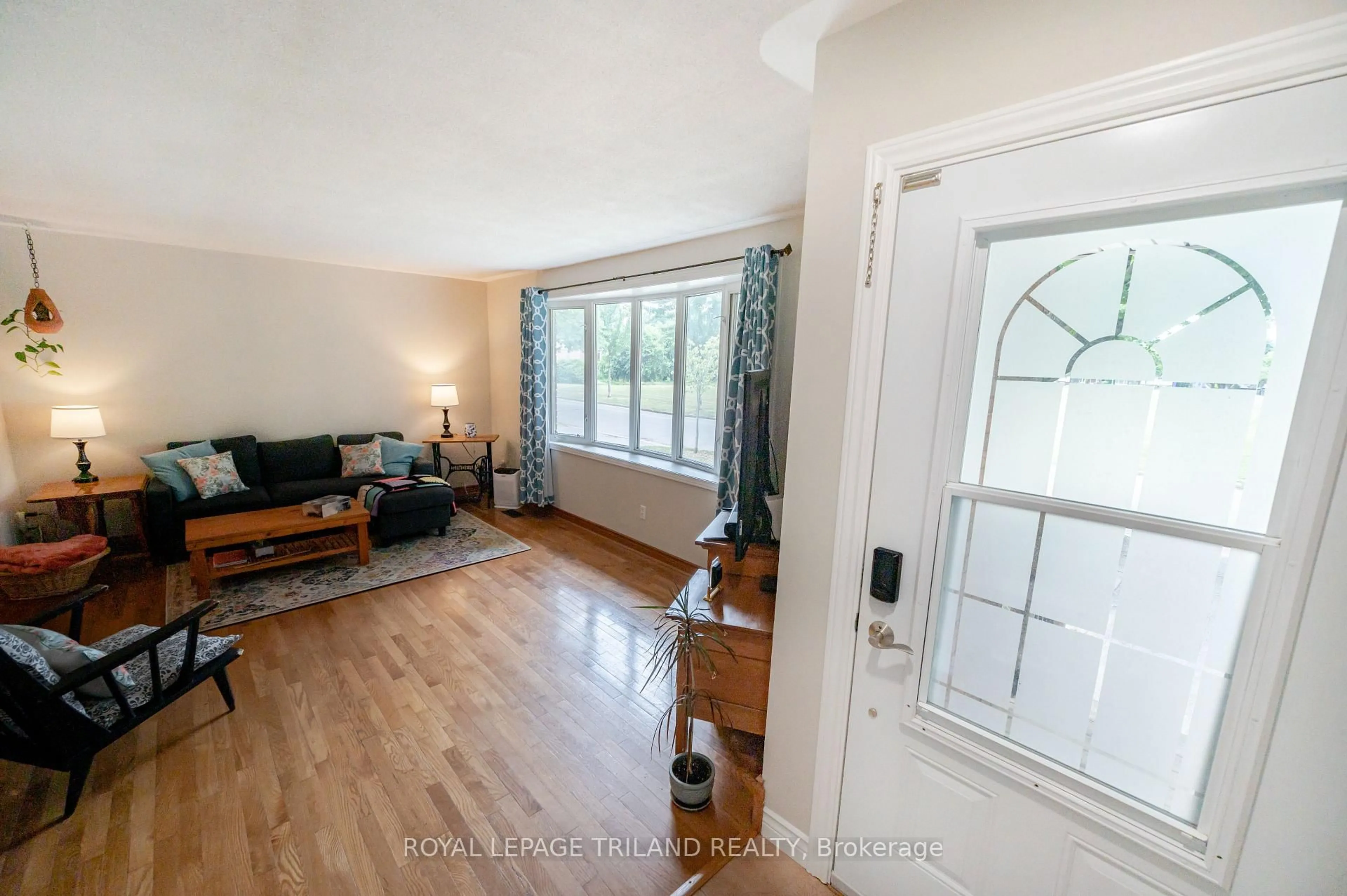 Unknown for 73 GENEVIVE Pl, London East Ontario N5Y 4X2