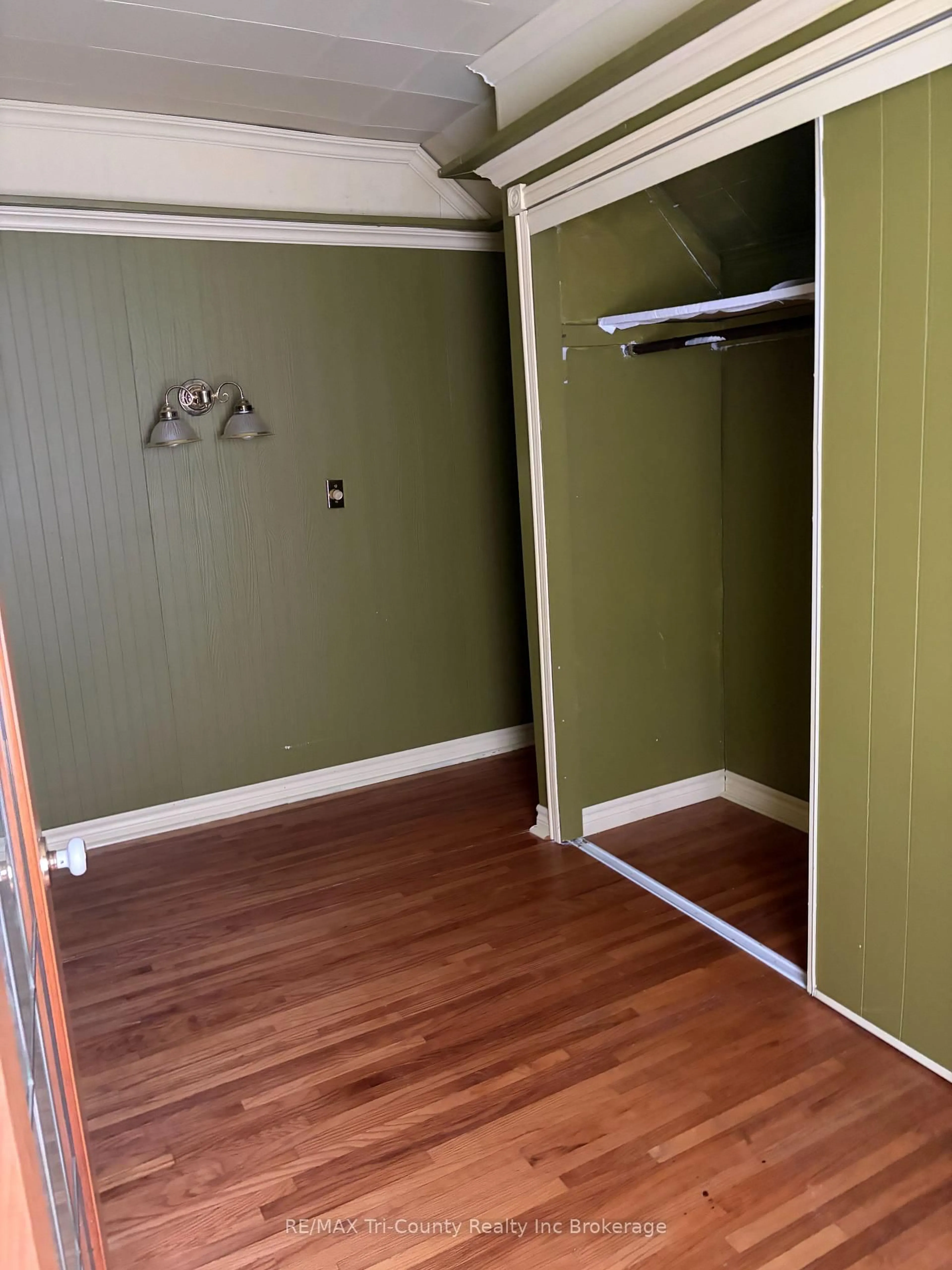 A pic of a room for 53 BROCK St, Tillsonburg Ontario N4G 2A4