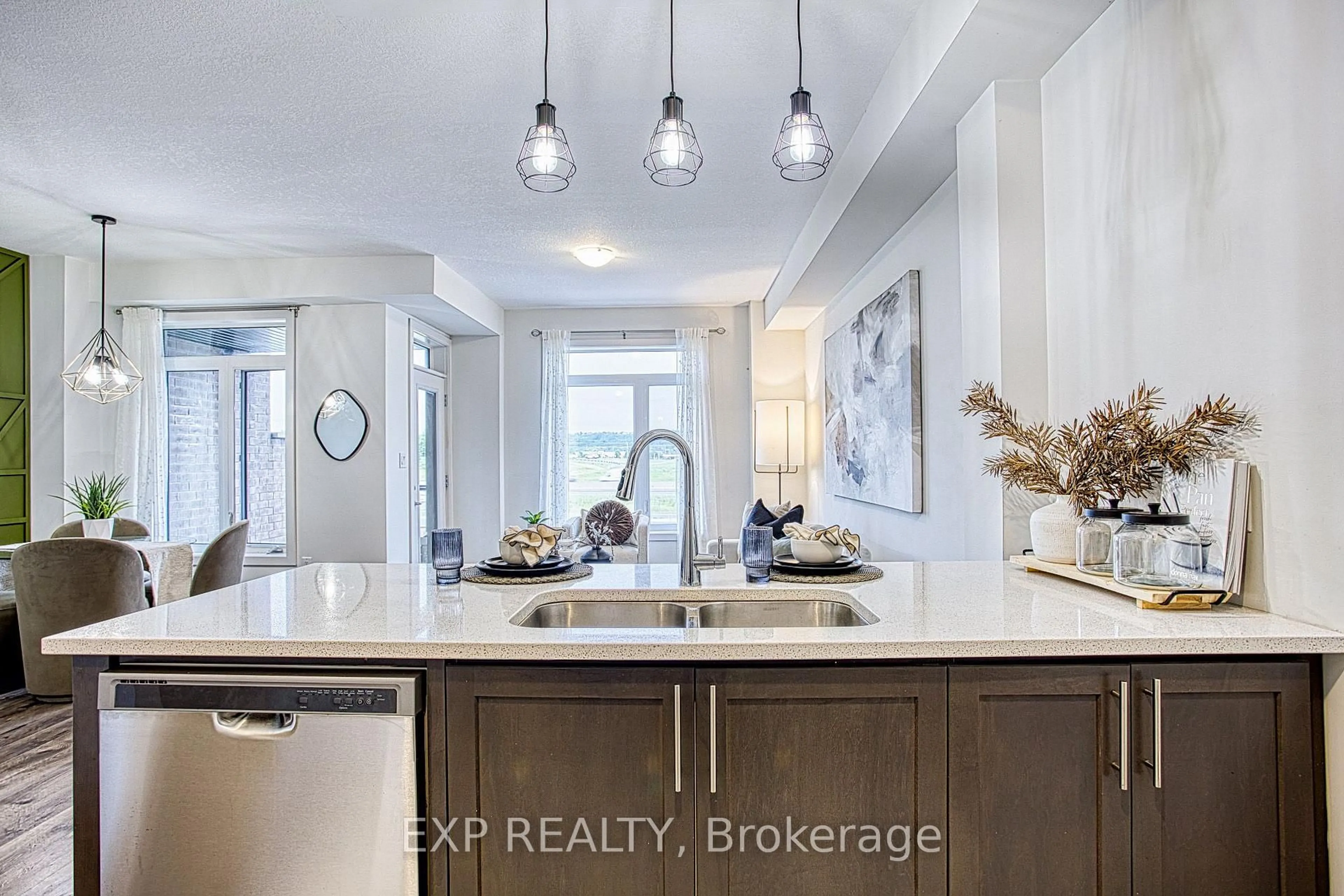 Open concept kitchen, ceramic/tile floor for 590 North Service Rd #50, Hamilton Ontario L8E 0K5