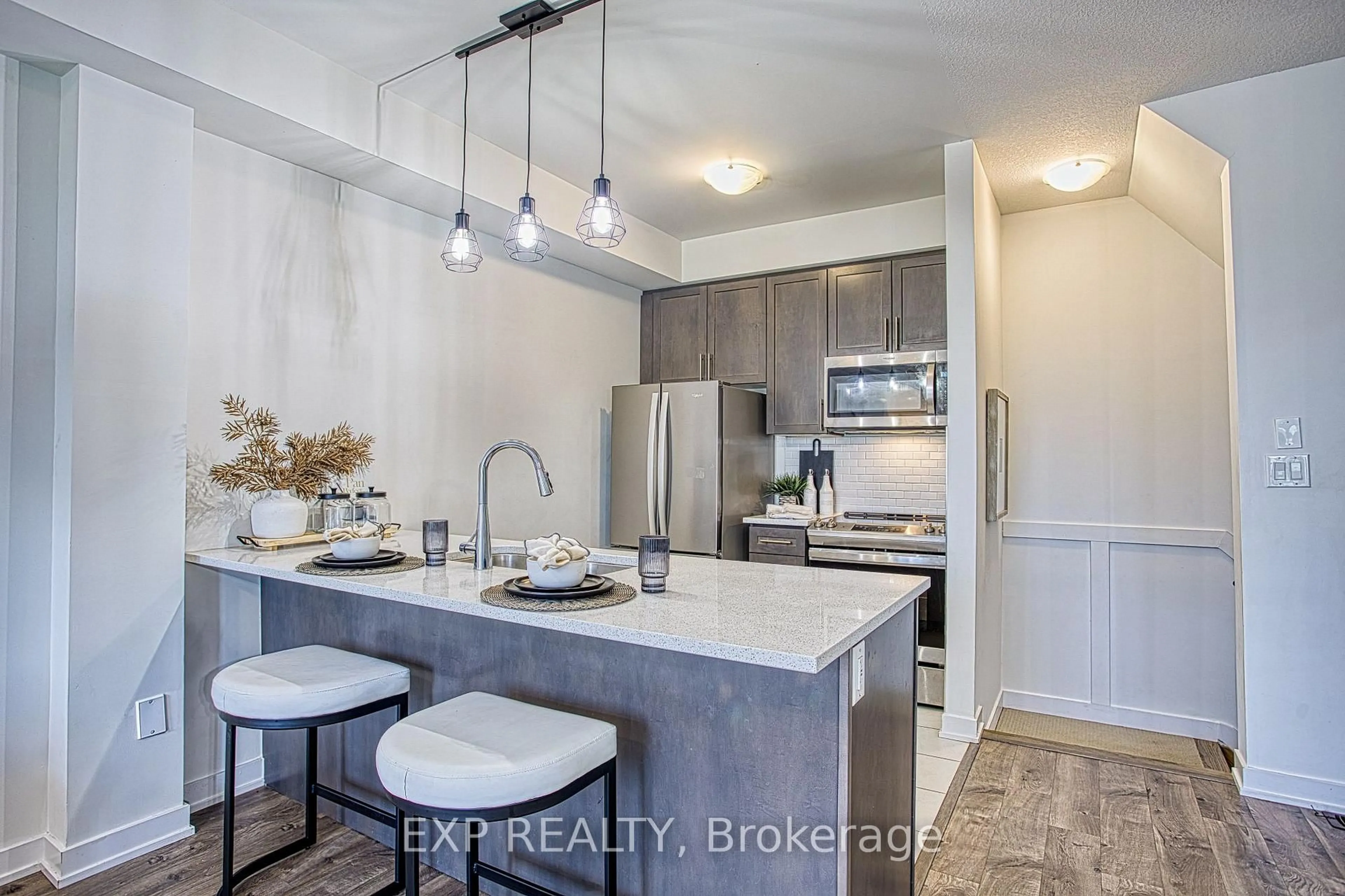 Open concept kitchen, unknown for 590 North Service Rd #50, Hamilton Ontario L8E 0K5