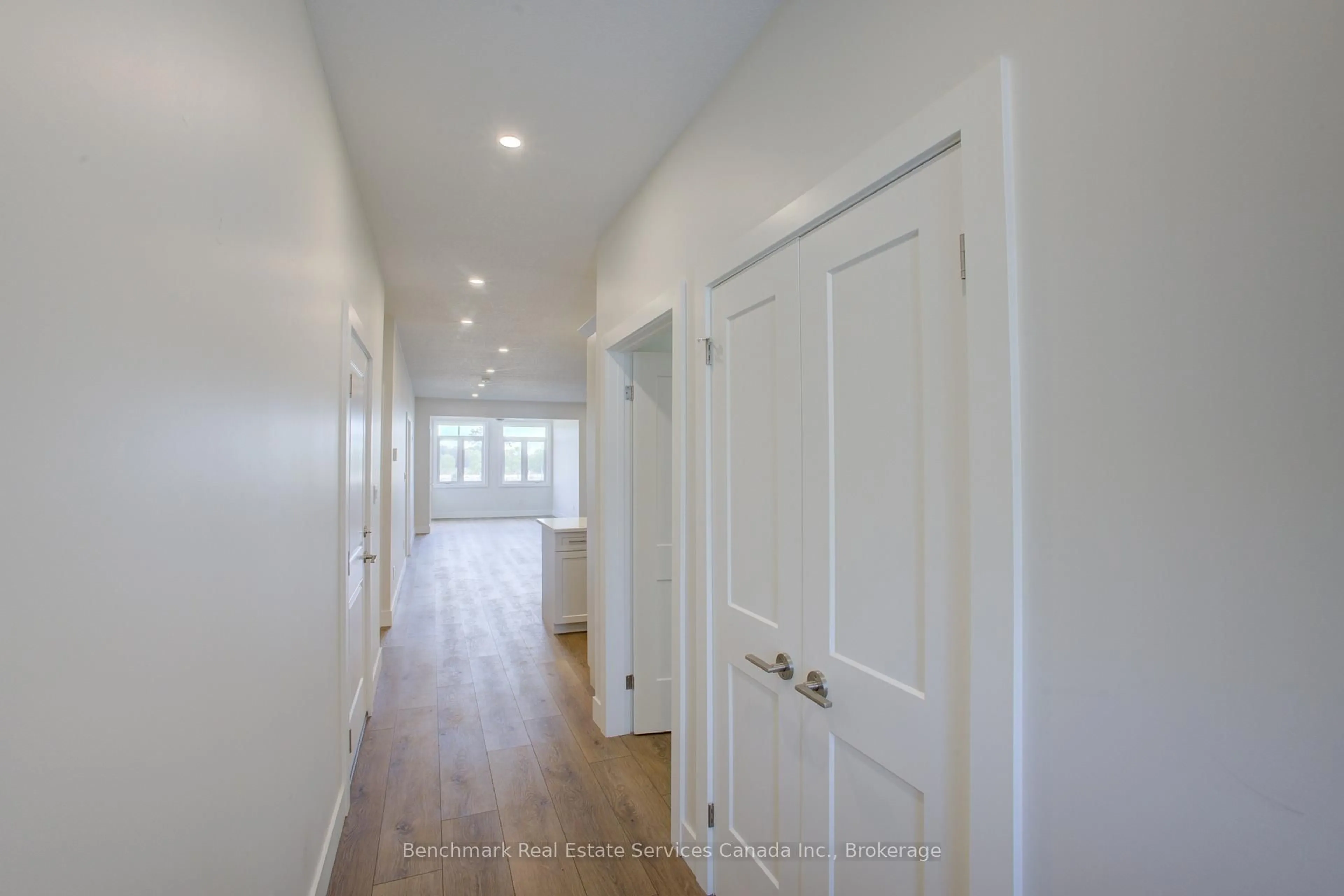 Indoor entryway for 57 Cavalier Cres, Huron-Kinloss Ontario N0G 2R0