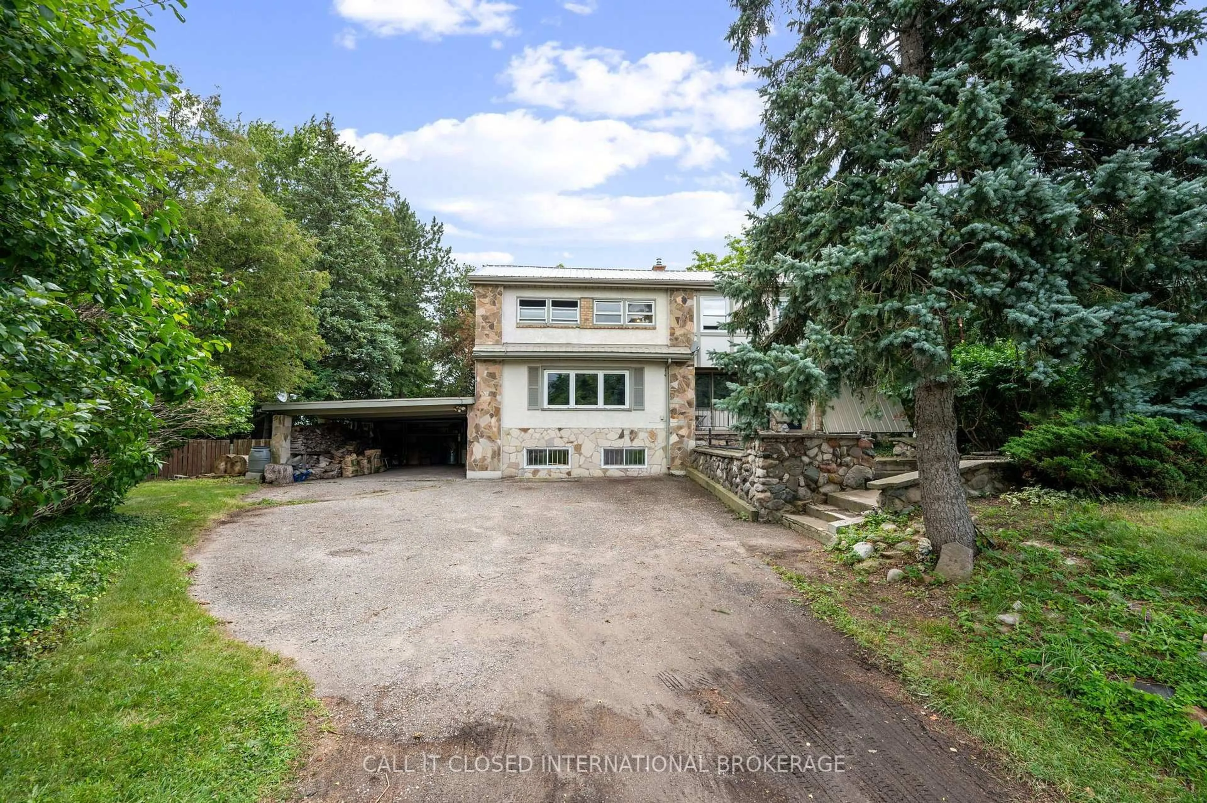 A pic from outside/outdoor area/front of a property/back of a property/a pic from drone, street for 12056 Wellington Rd, Central Elgin Ontario N5P 3T1