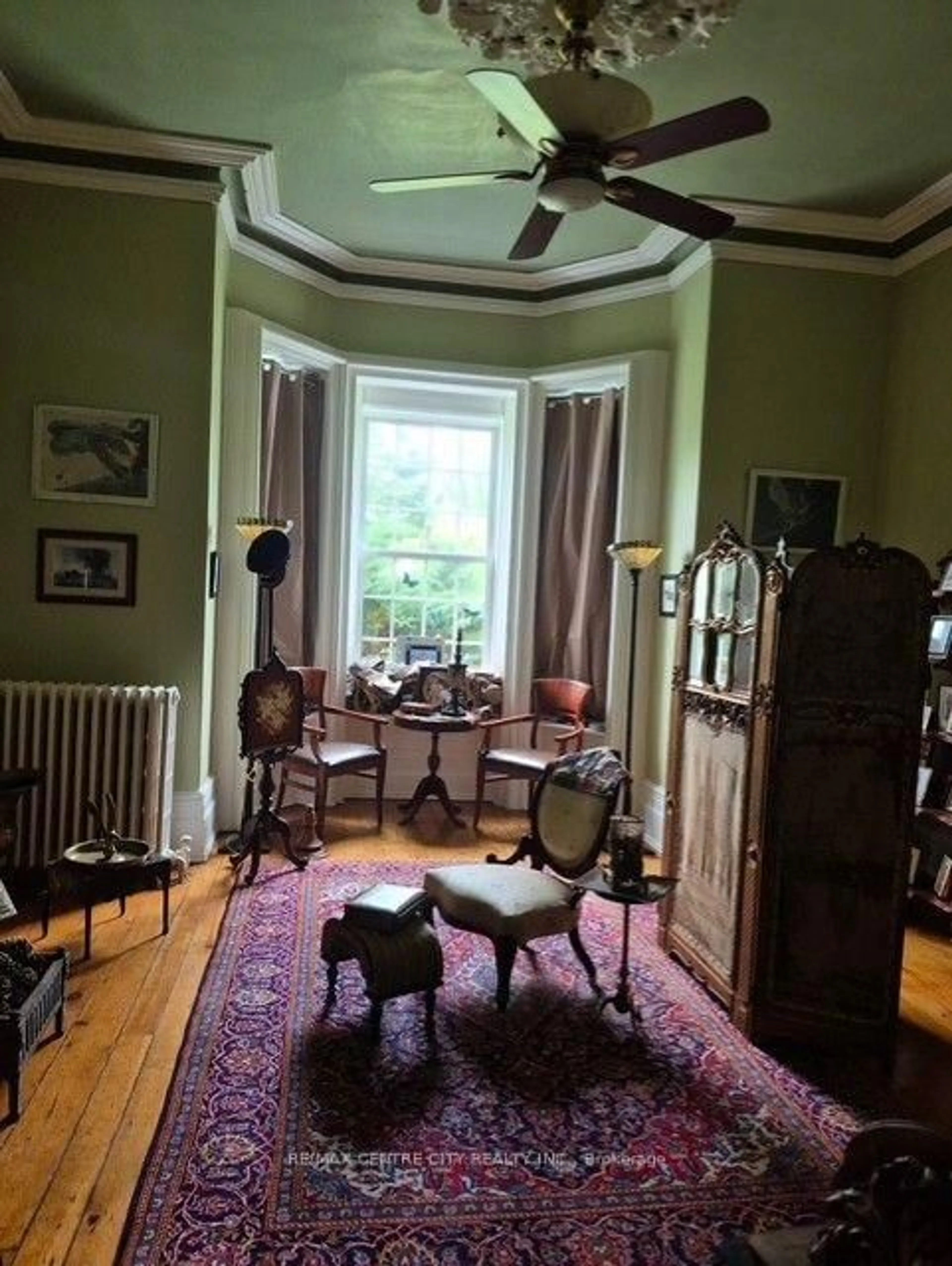 A pic of a room for 37015 Fingal Line, Southwold Ontario N5P 3S5