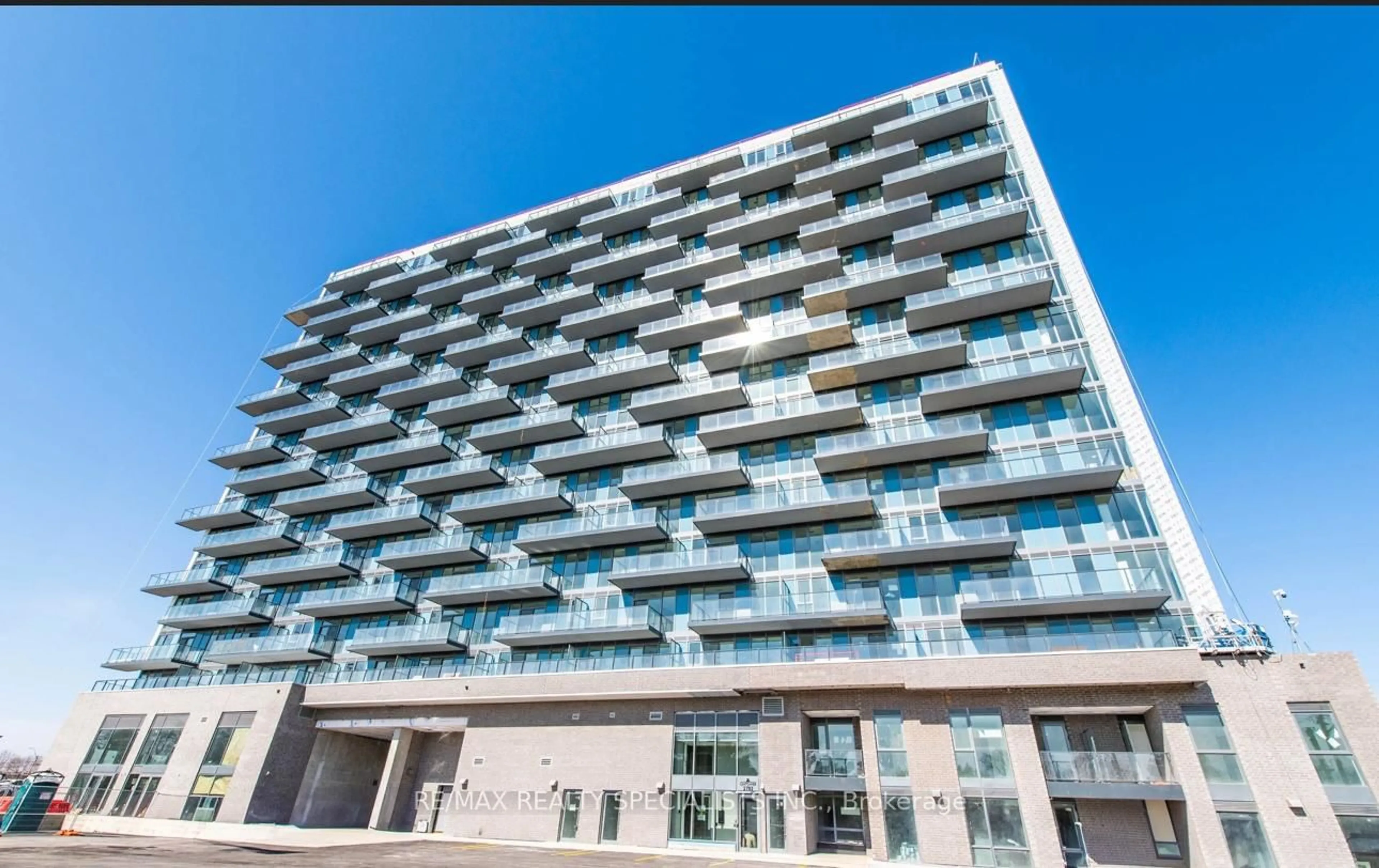 Unknown for 2782 BARTON St #801, Hamilton Ontario L8E 2J9