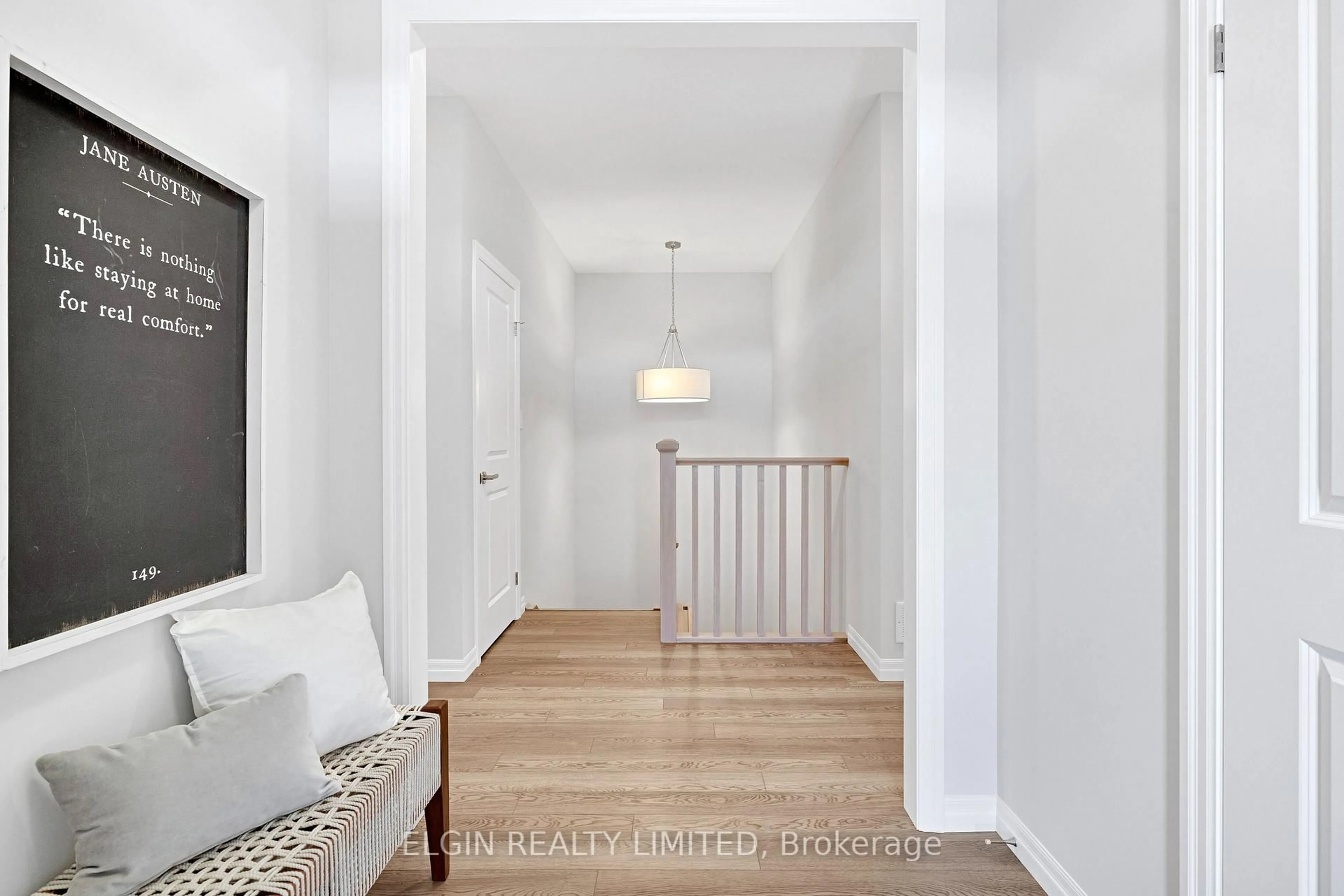 Indoor entryway for 18 Braun Ave, Tillsonburg Ontario N4G 0K5