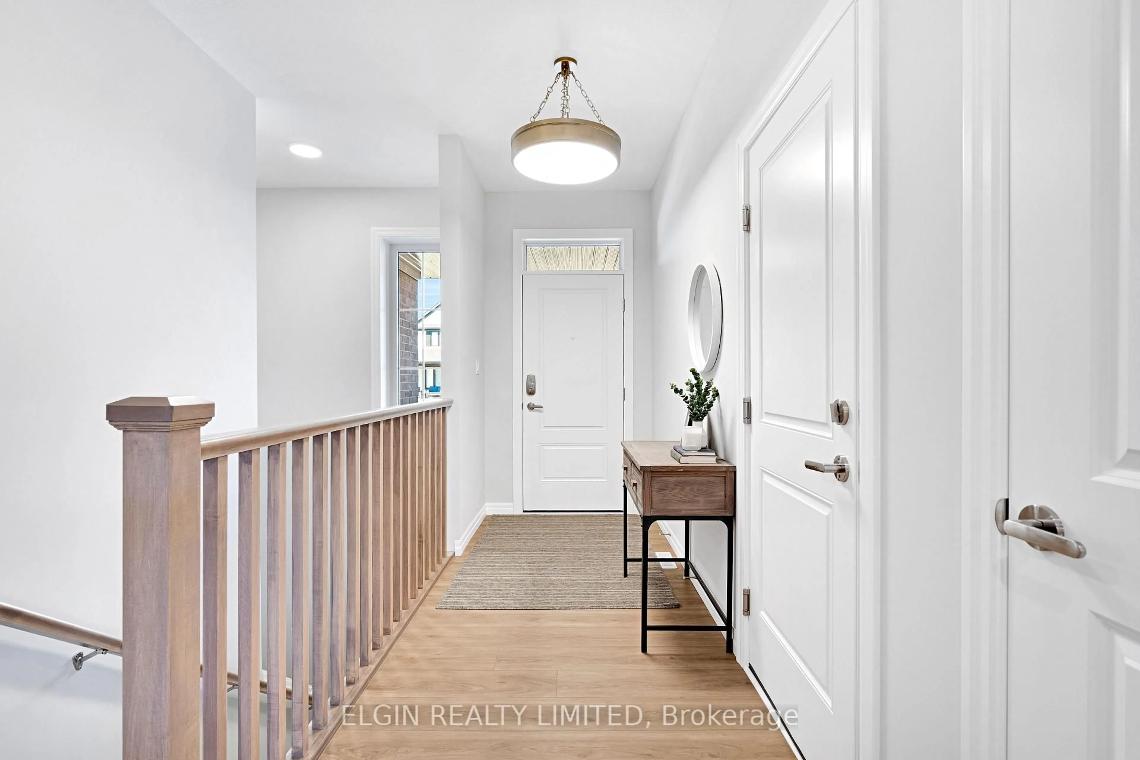 Indoor entryway for 97 Keba Cres, Tillsonburg Ontario N4G 0K6