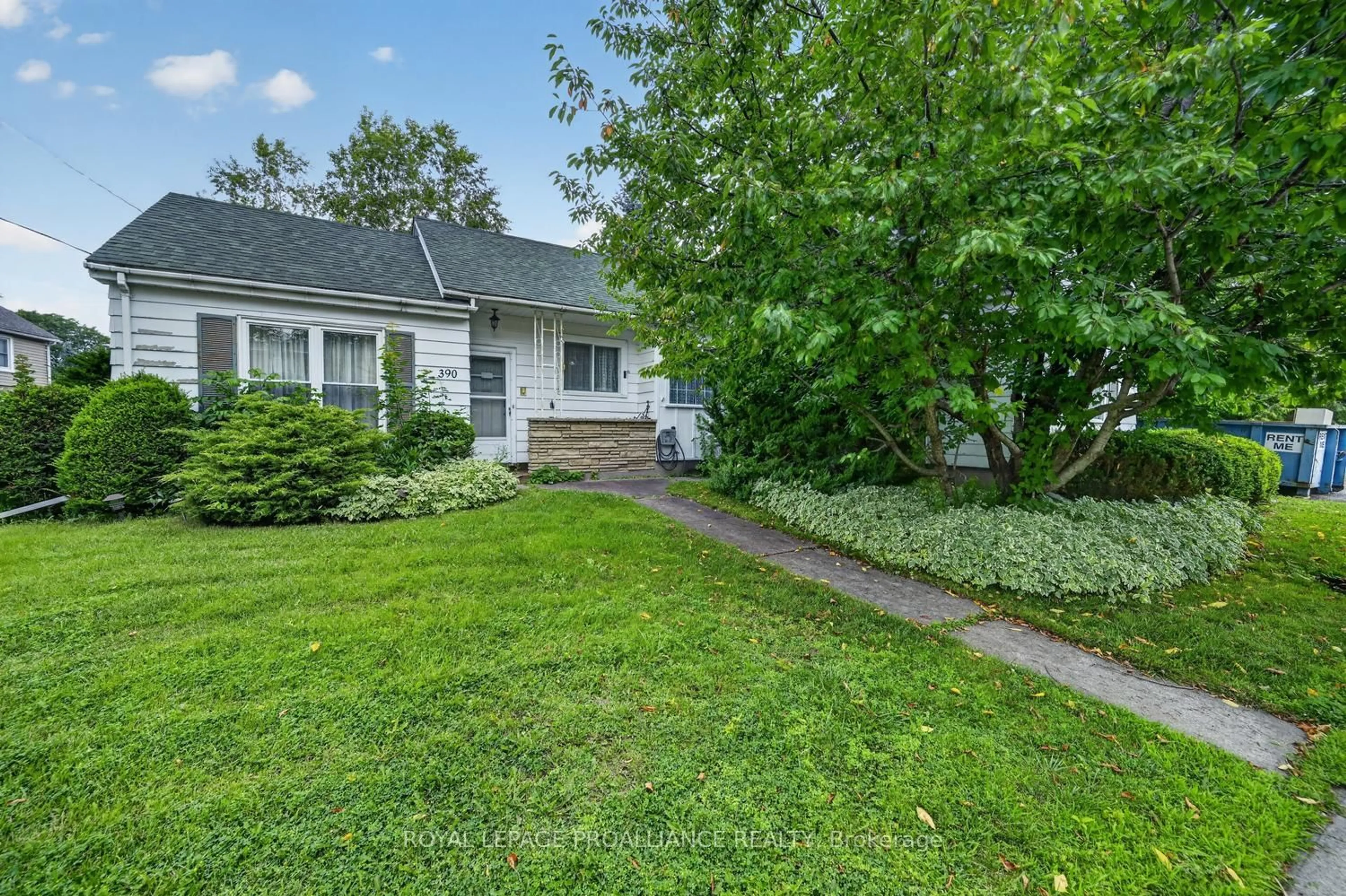 Unknown for 390 James St, Prescott Ontario K0E 1T0