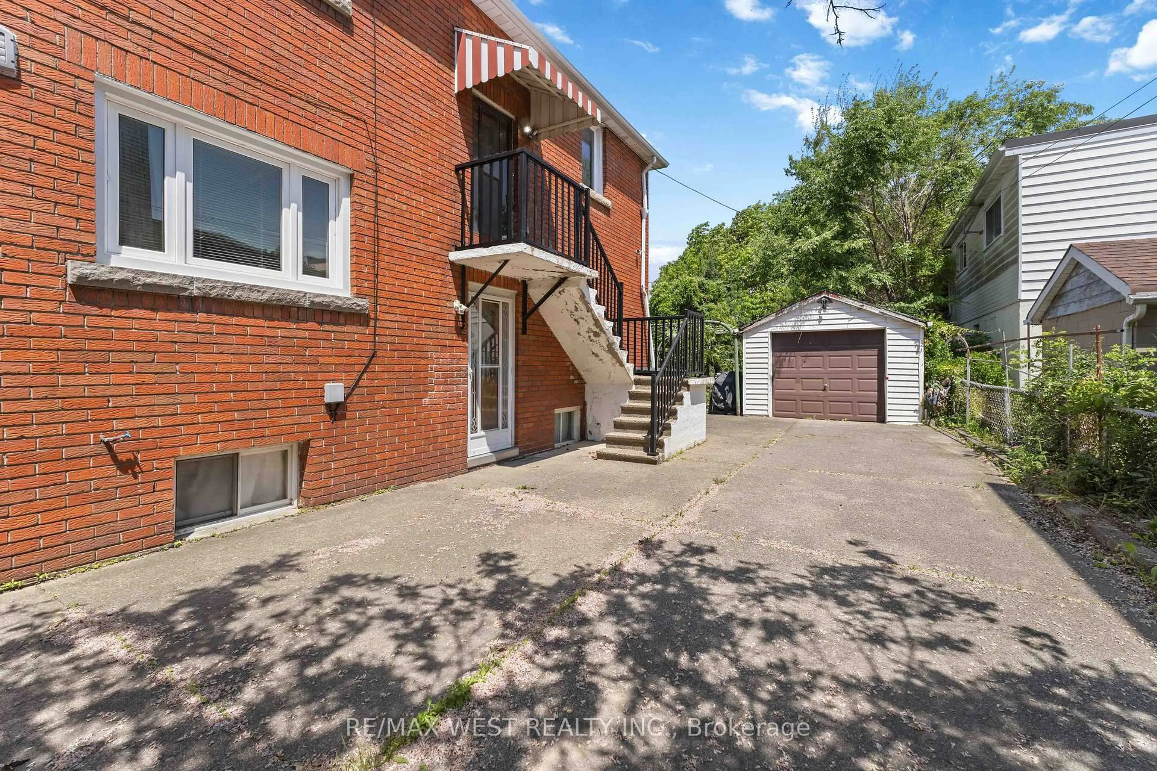 Unknown for 5177 Kitchener St, Niagara Falls Ontario L2G 1B4