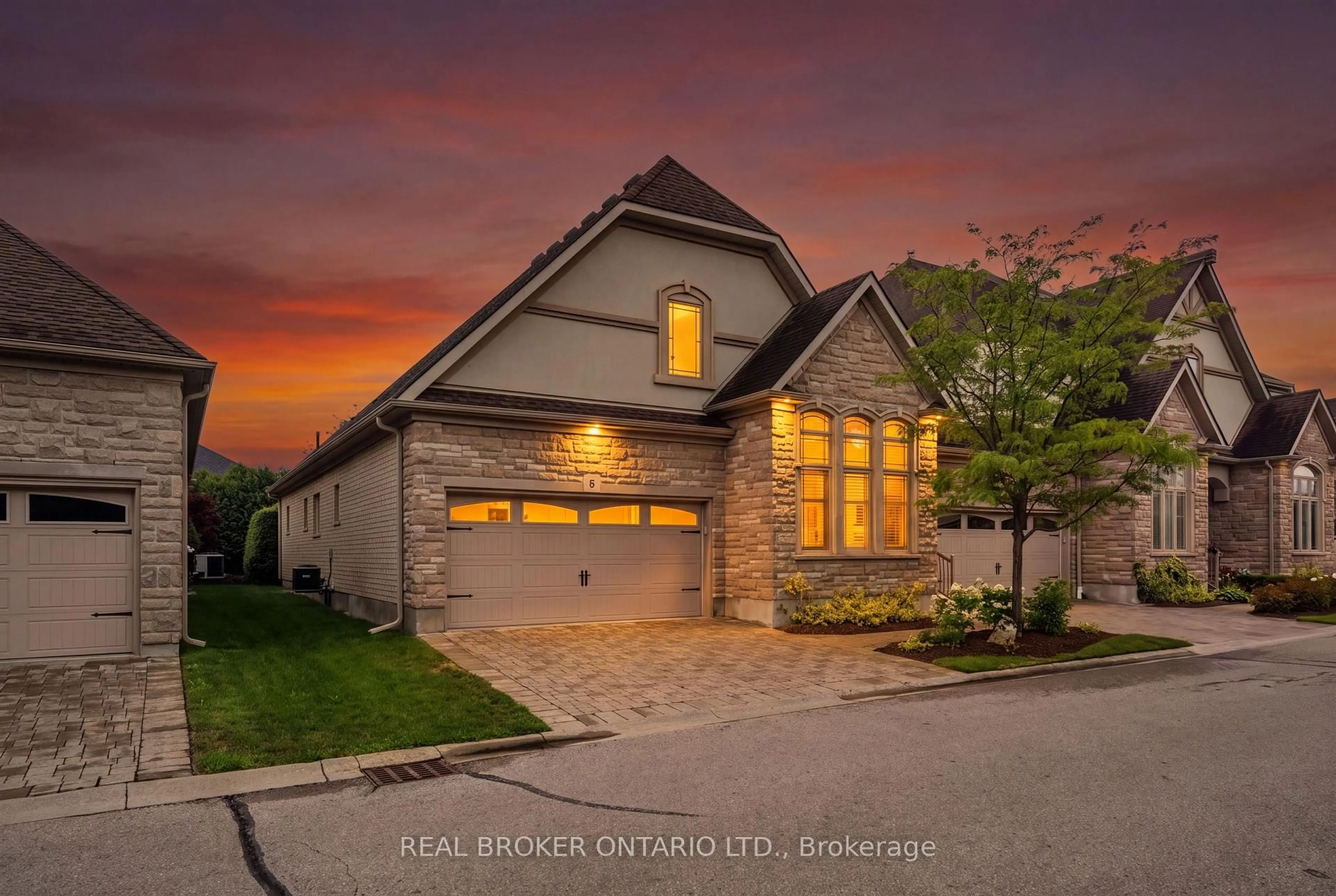 Home with brick exterior material, street for 19 Simmonds Dr #8, Guelph Ontario N1E 0H4