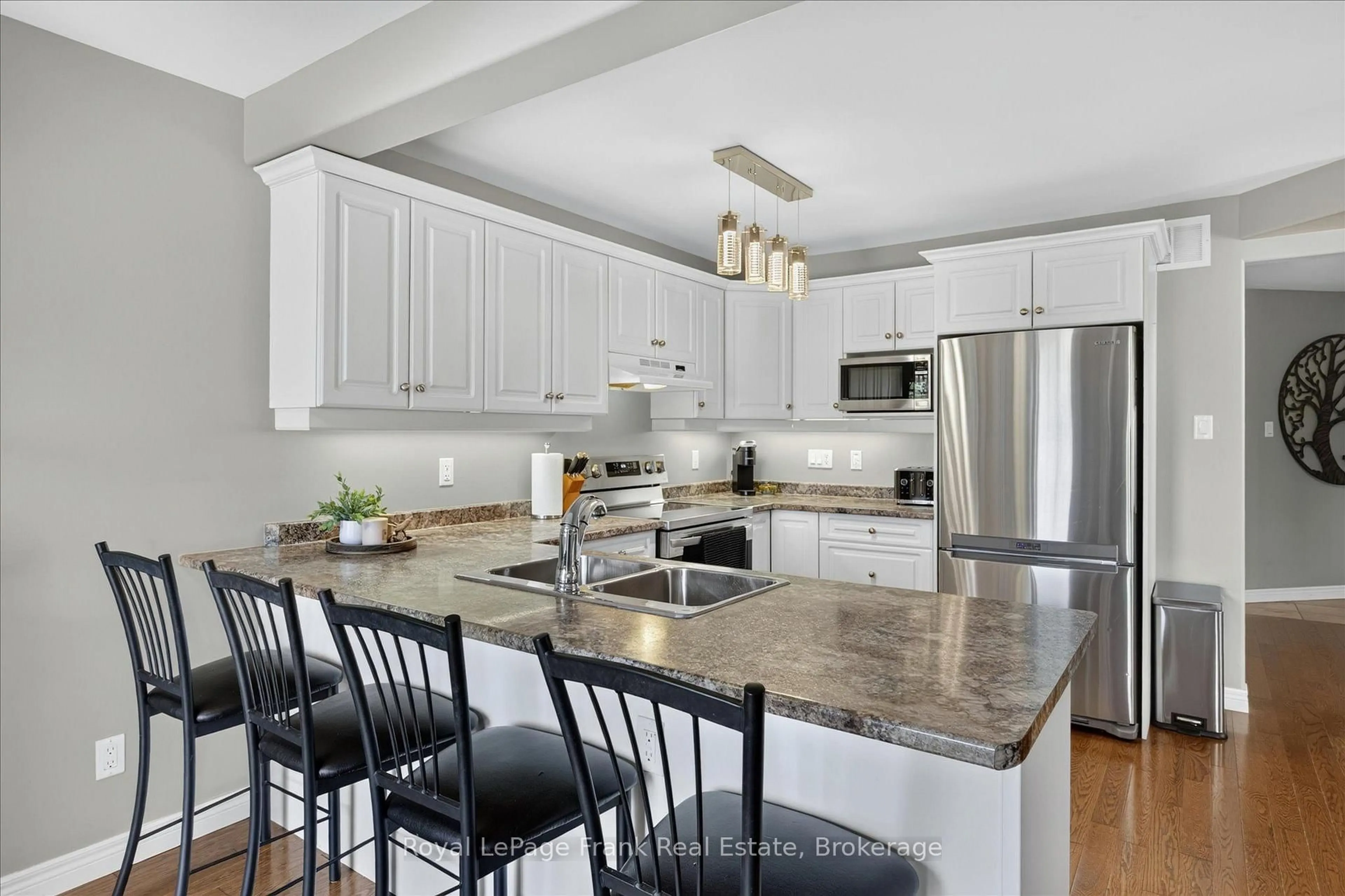 Open concept kitchen, ceramic/tile floor for 2305 Marsdale Dr, Peterborough Ontario K9L 0B6