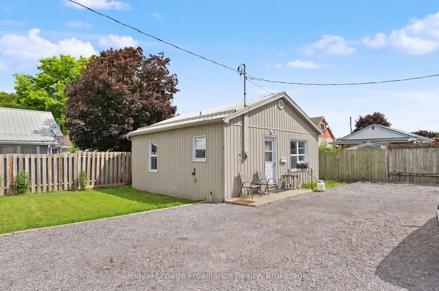 1, 1A, 3, & 3A Ramsay Ave, Quinte West 4