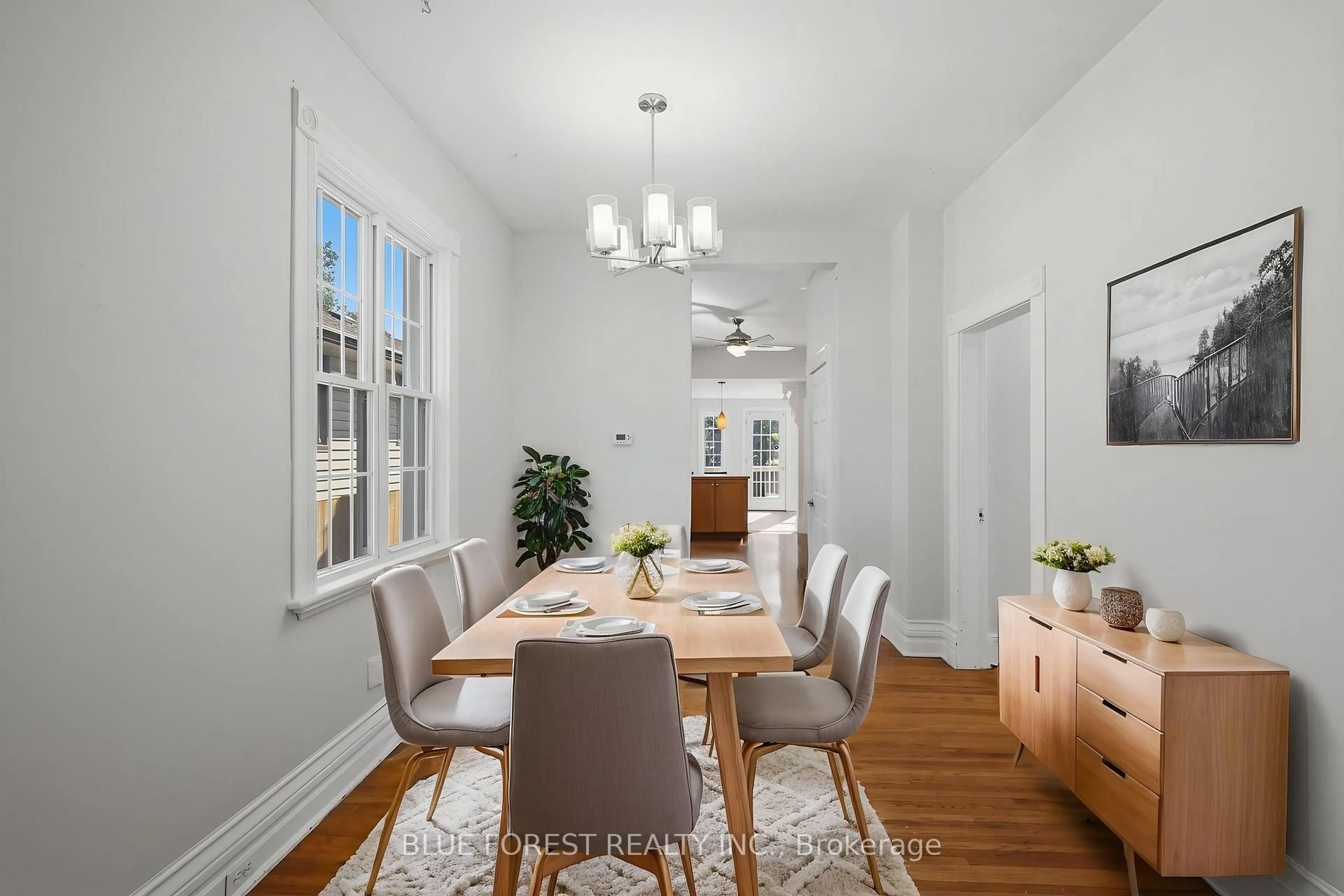 Dining room, unknown for 764 Curry St, London East Ontario N5Y 1N6