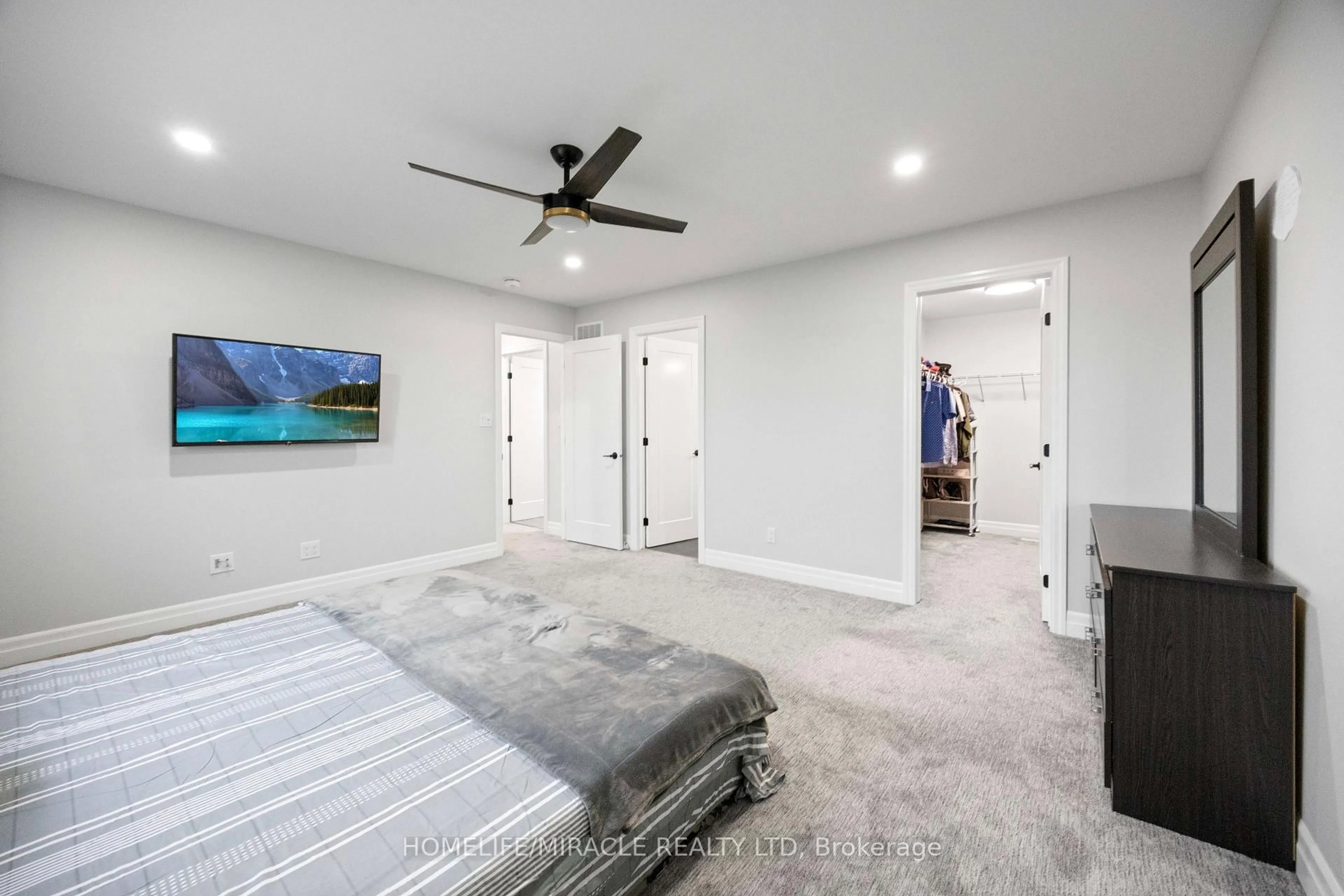 A pic of a room for 61 Raycroft Dr, Belleville Ontario K8N 0R5