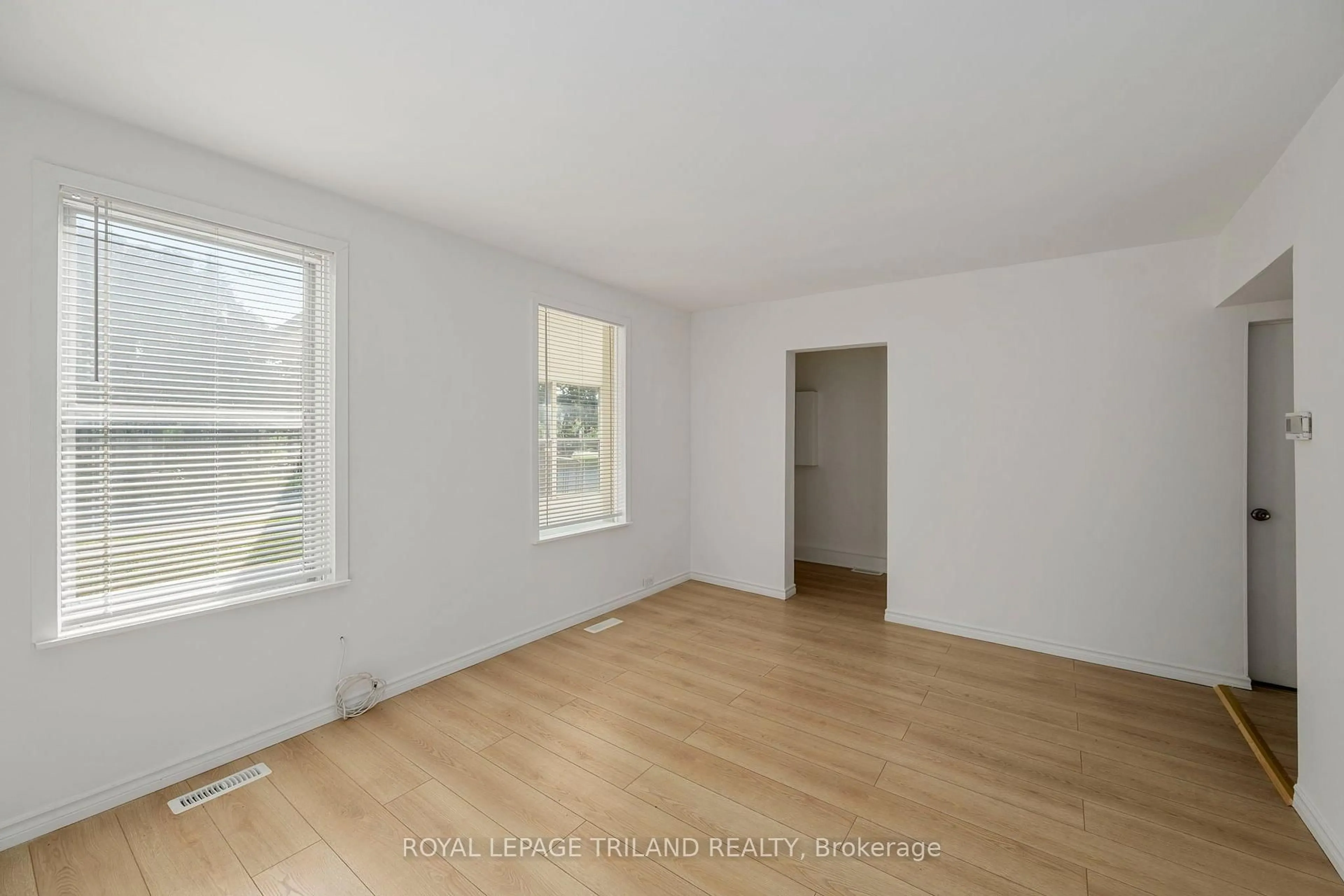 A pic of a room for 97 William St, London East Ontario N6B 3B2