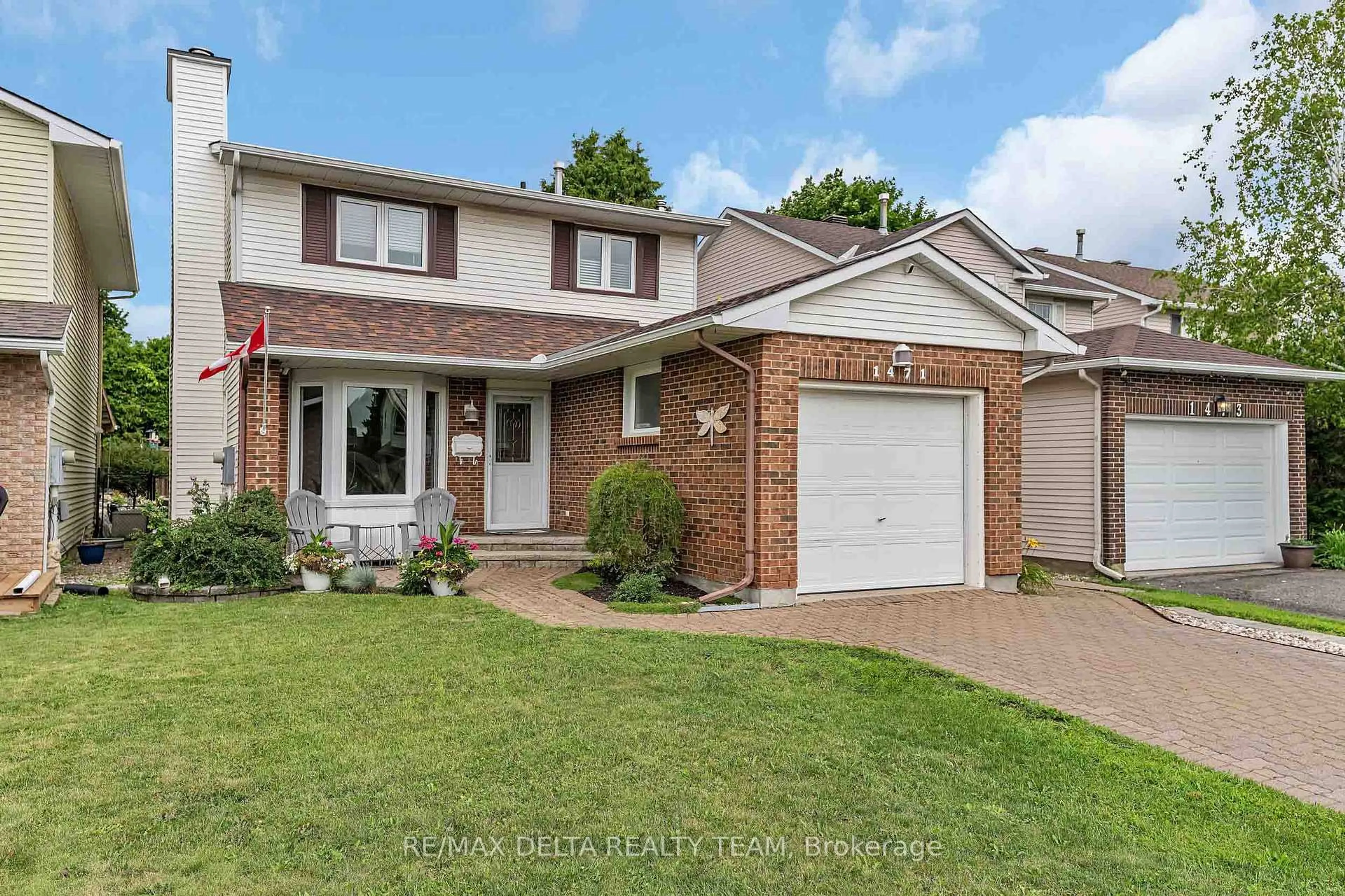 Home with brick exterior material, street for 1471 KAMOURASKA Circ, Ottawa Ontario K1C 3J1