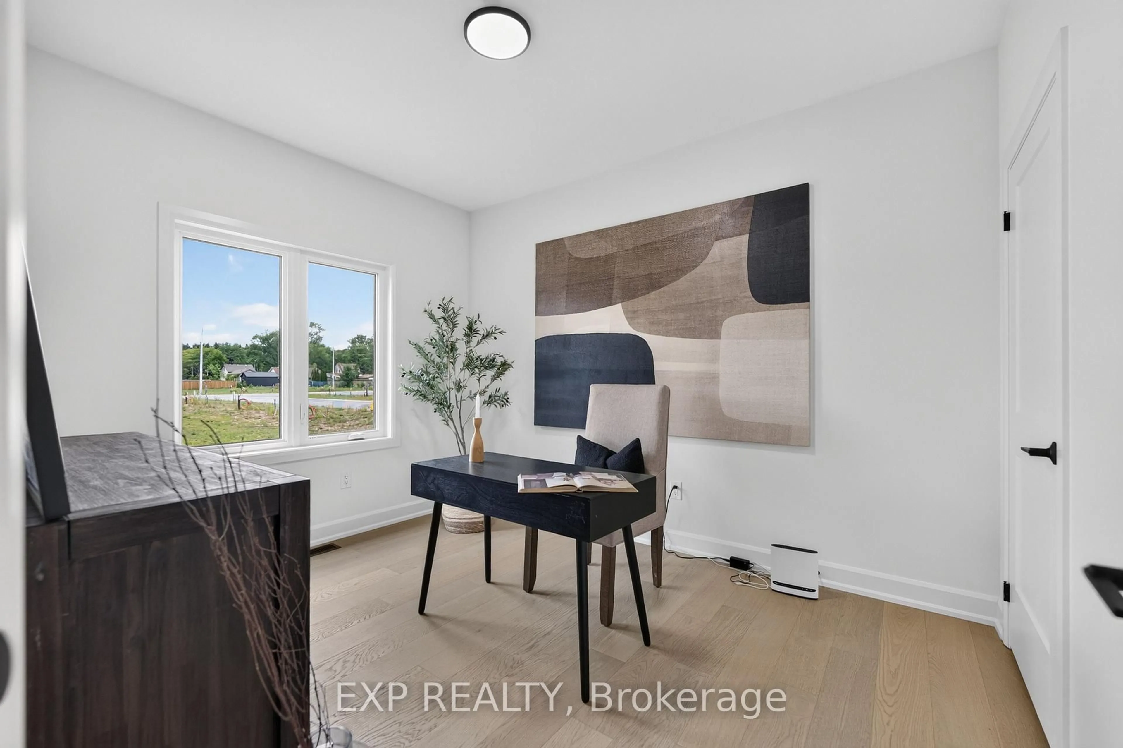 A pic of a room for 11 Stickles St, Pelham Ontario L3C 3C3