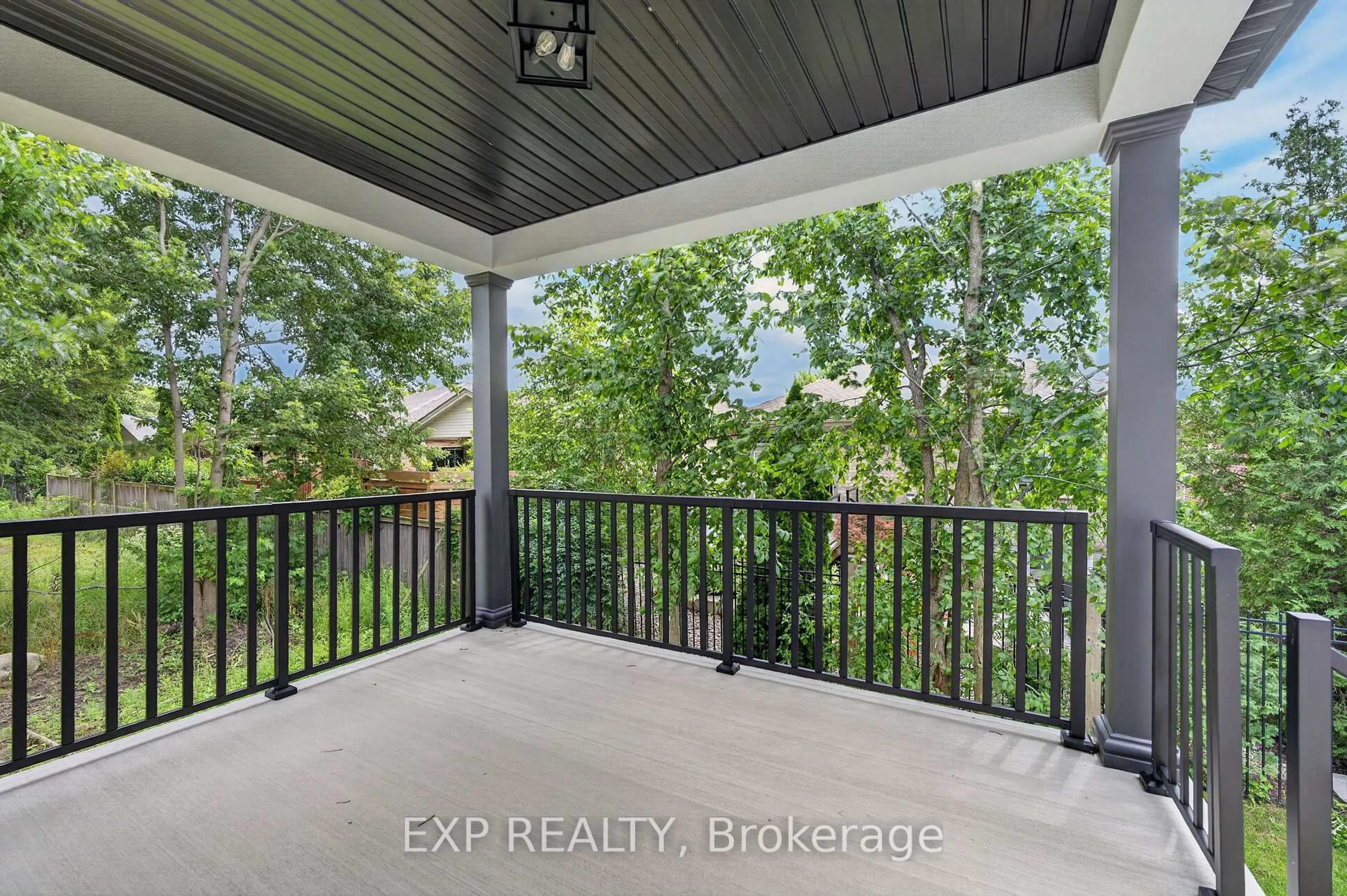 Patio, unknown for 11 Stickles St, Pelham Ontario L3C 3C3