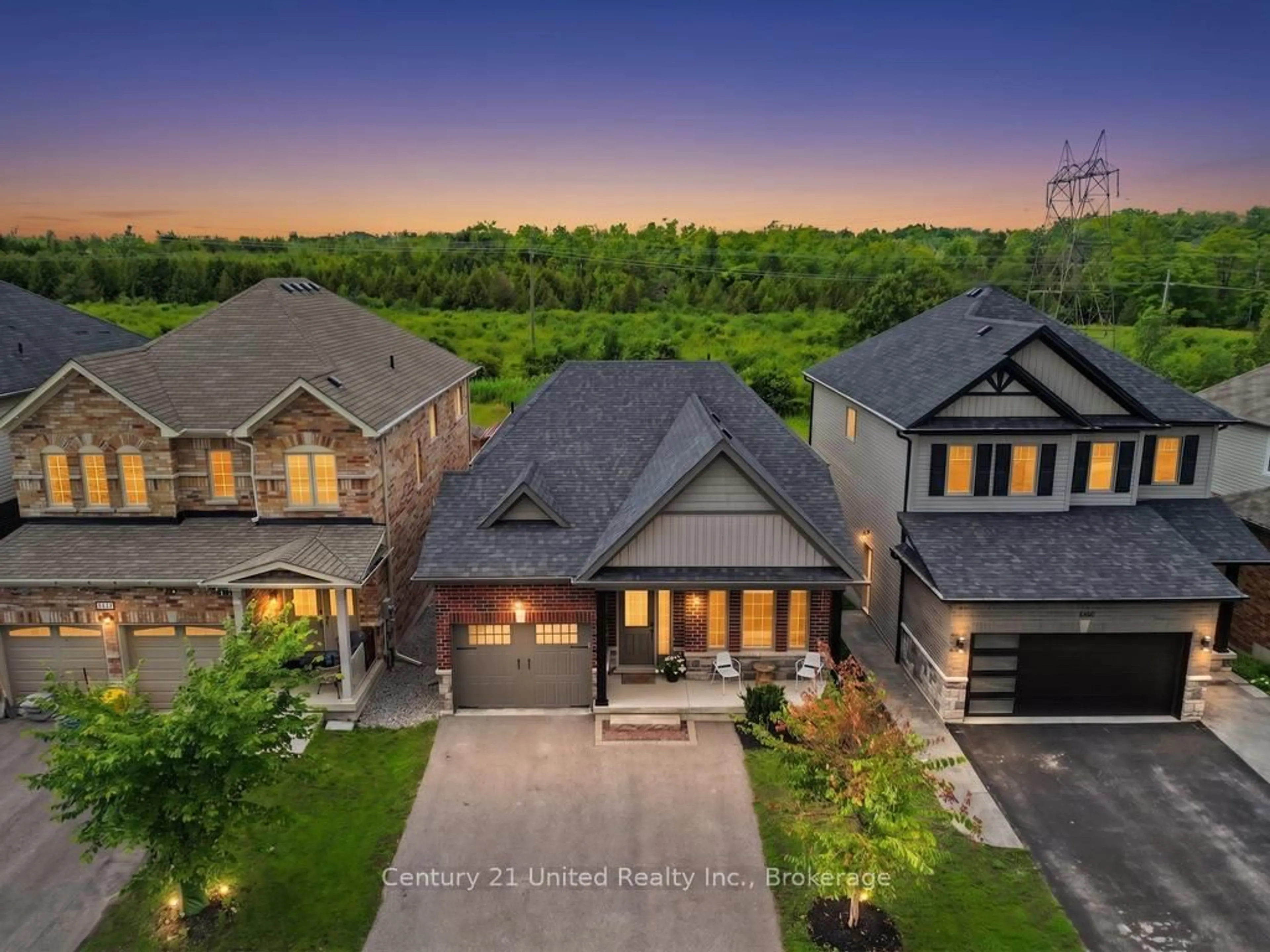 A pic from outside/outdoor area/front of a property/back of a property/a pic from drone, unknown for 606 Settlers Rdge, Peterborough Ontario K9L 0G3