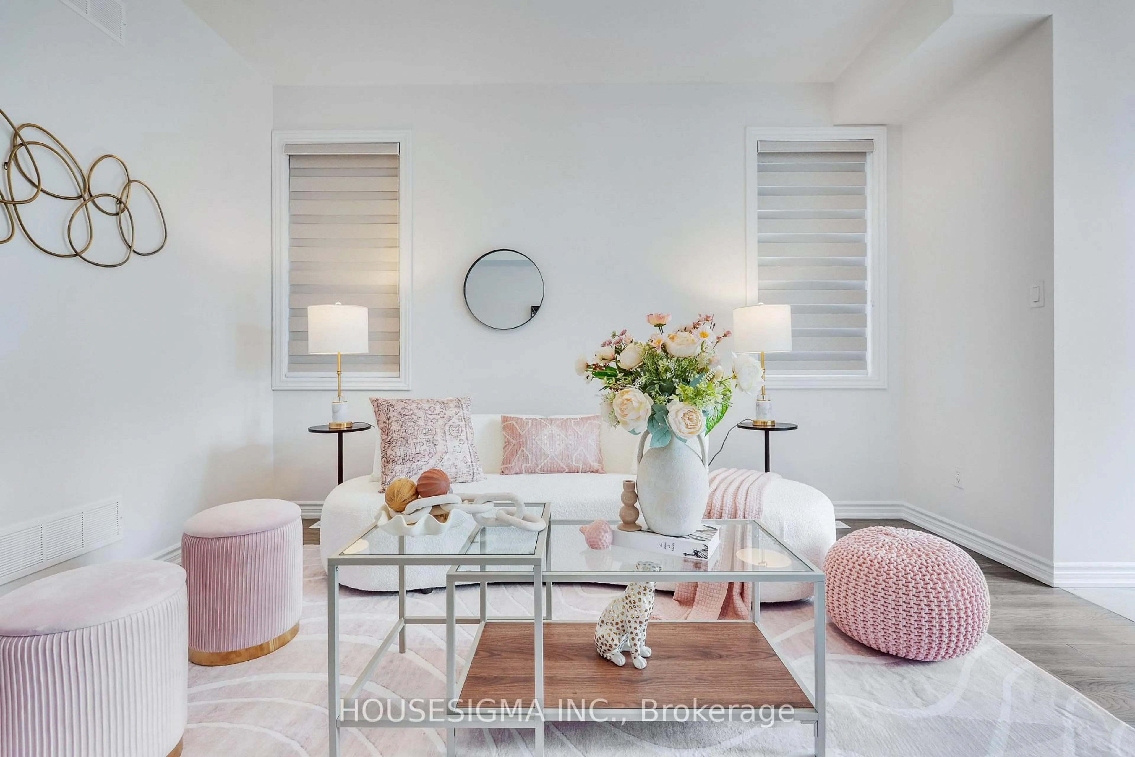 Living room with furniture, unknown for 7763 Secretariat Crt, Niagara Falls Ontario L7C 4G6