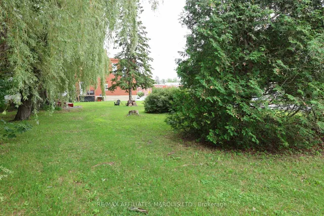 1 Mechanic St, North Glengarry 5