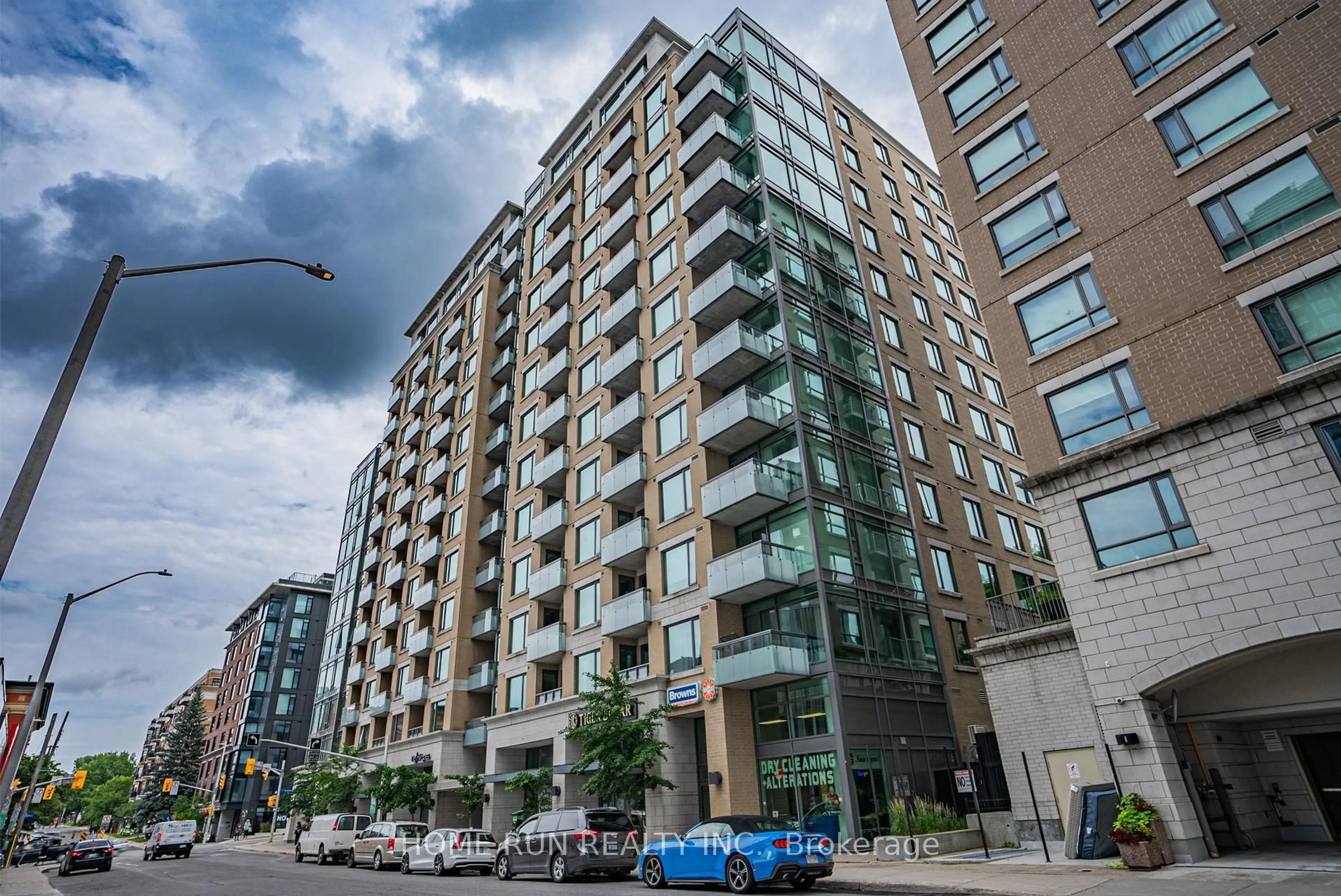 Unknown for 238 BESSERER St #1407, Ottawa Ontario K1N 6B1